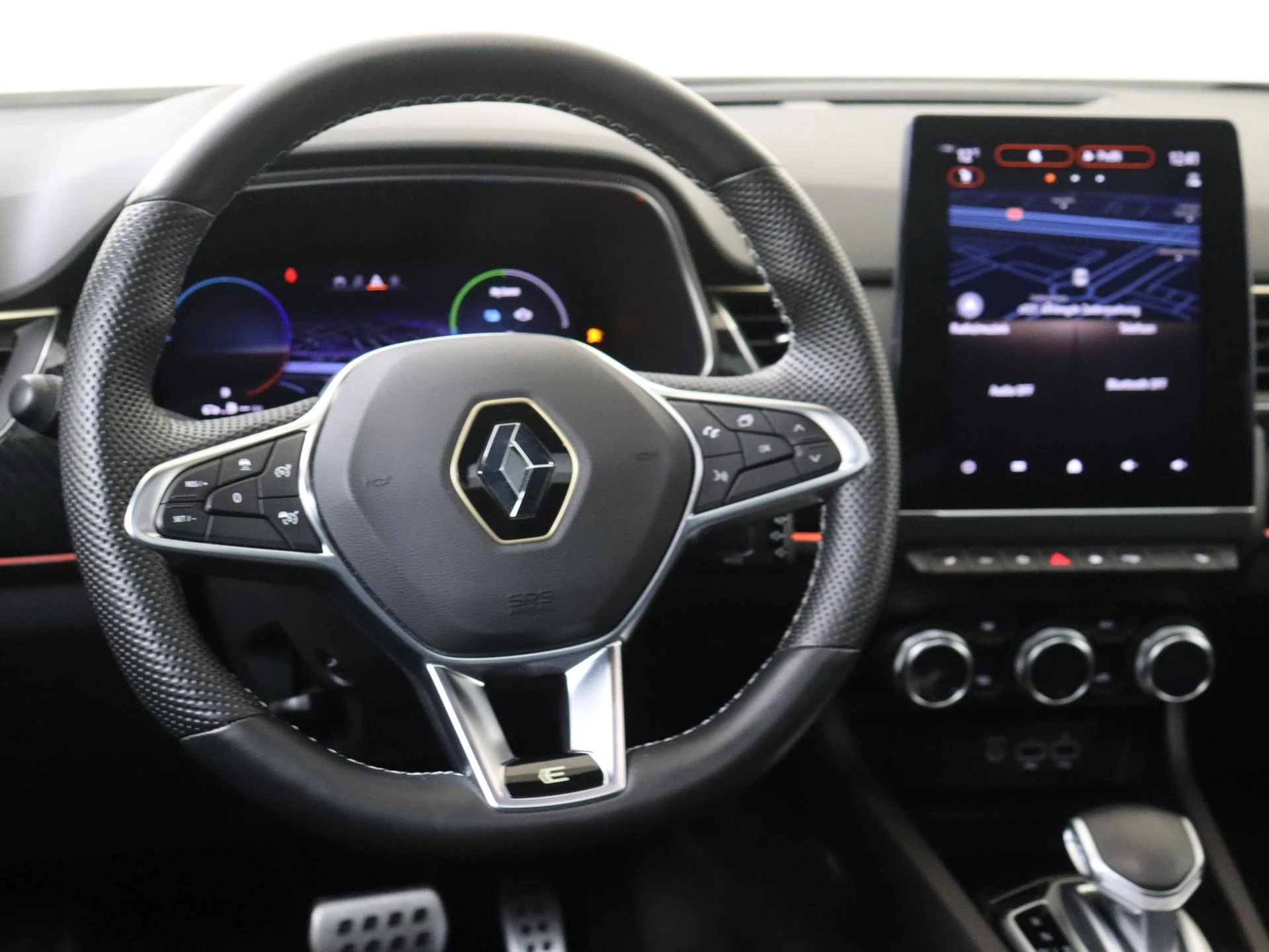 Renault-Arkana-image-9