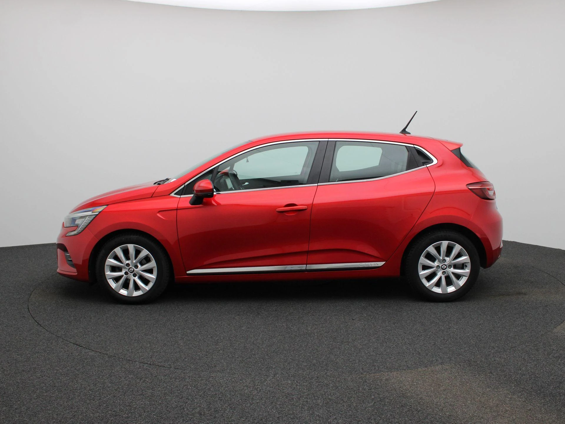Renault-Clio-image-3