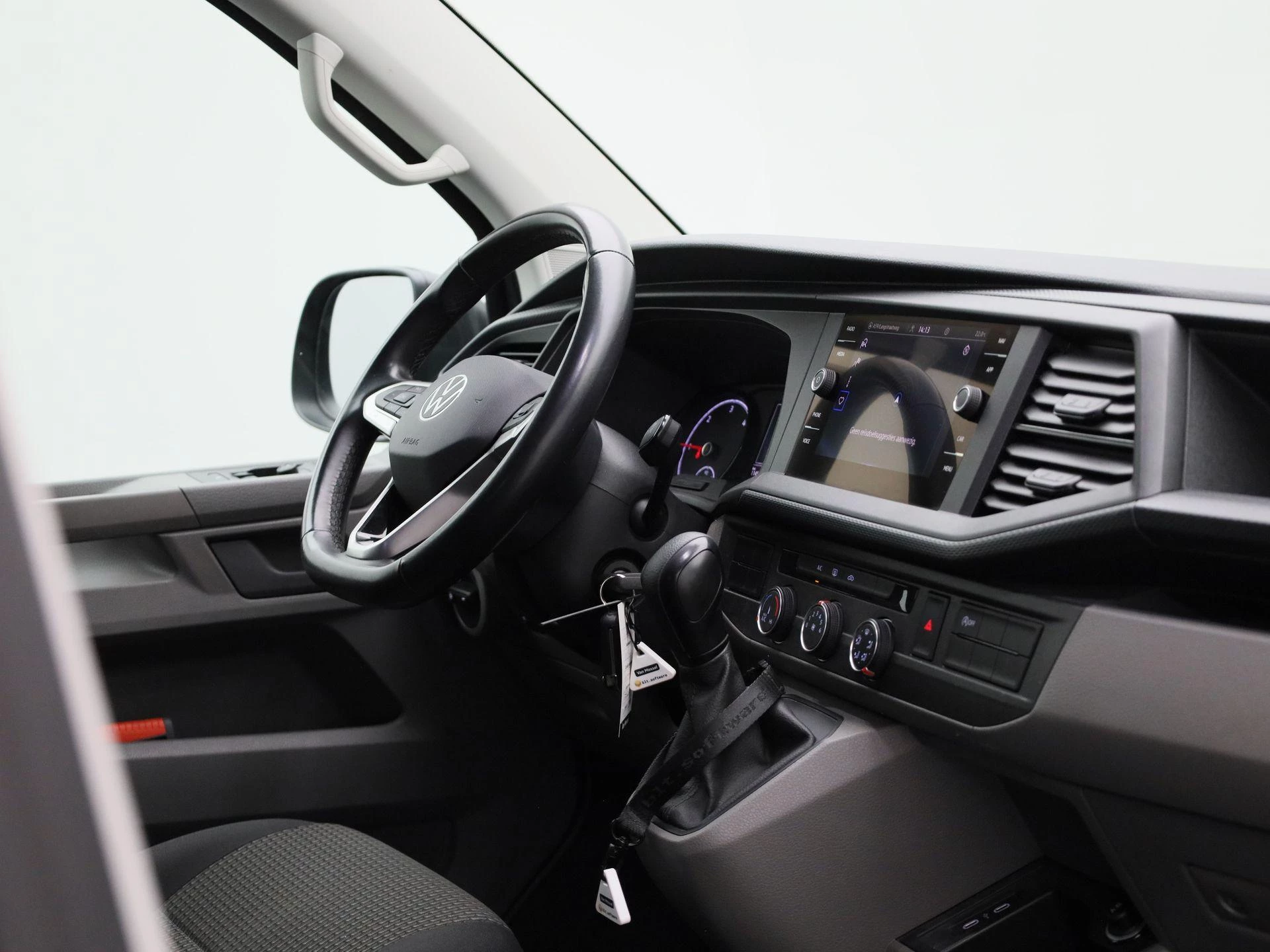 Volkswagen Transporter 2.0 TDI L2H1 150PK