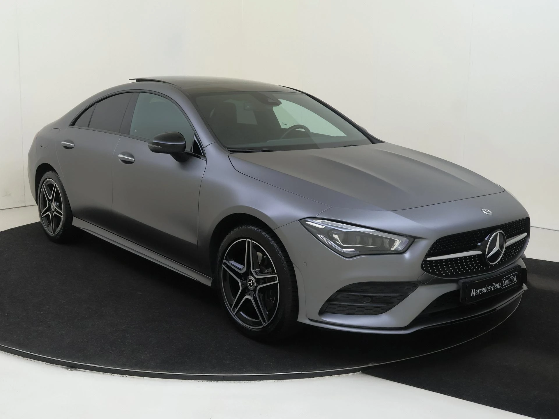 Mercedes-Benz-CLA-image-1