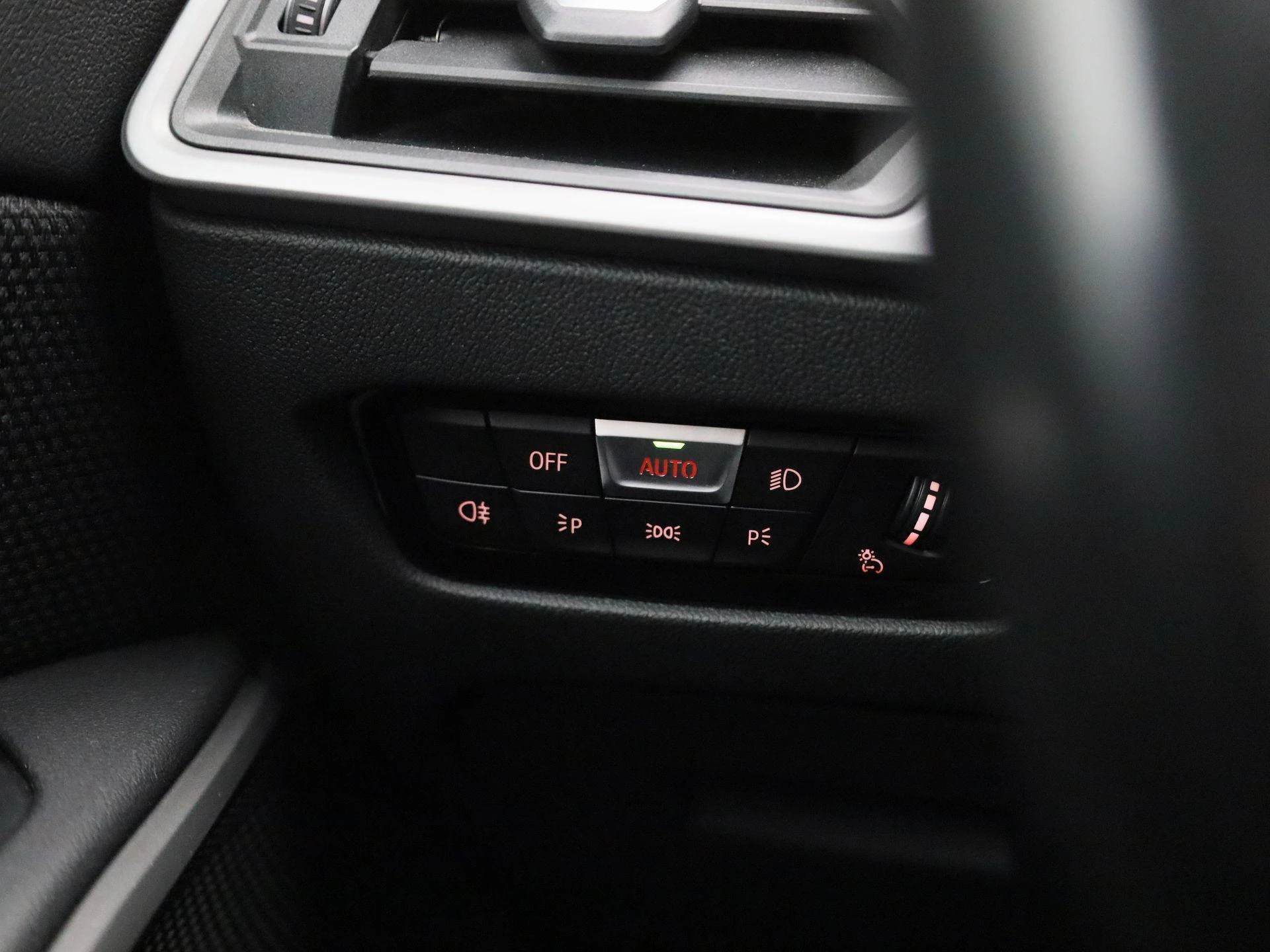 BMW-3 Serie-image-22