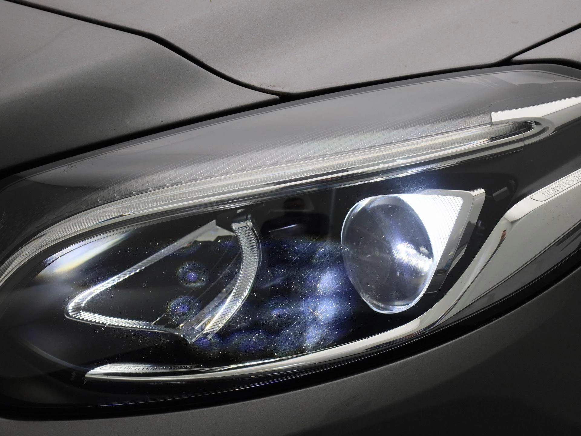 Mercedes-Benz-B-Klasse-image-12