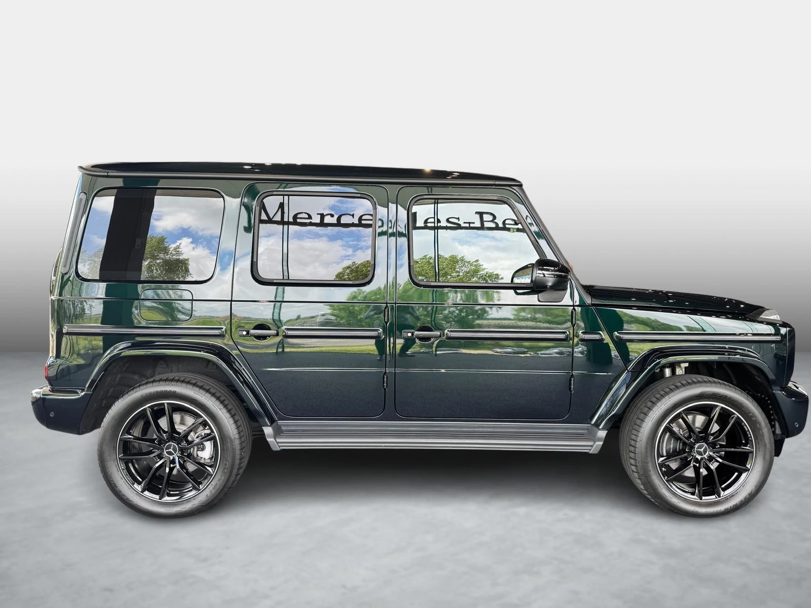 Mercedes-Benz G-Klasse 450 d AMG LINE + LICHTE VRACHT + BURMESTER + MULTIBEAM + TREKHAAK