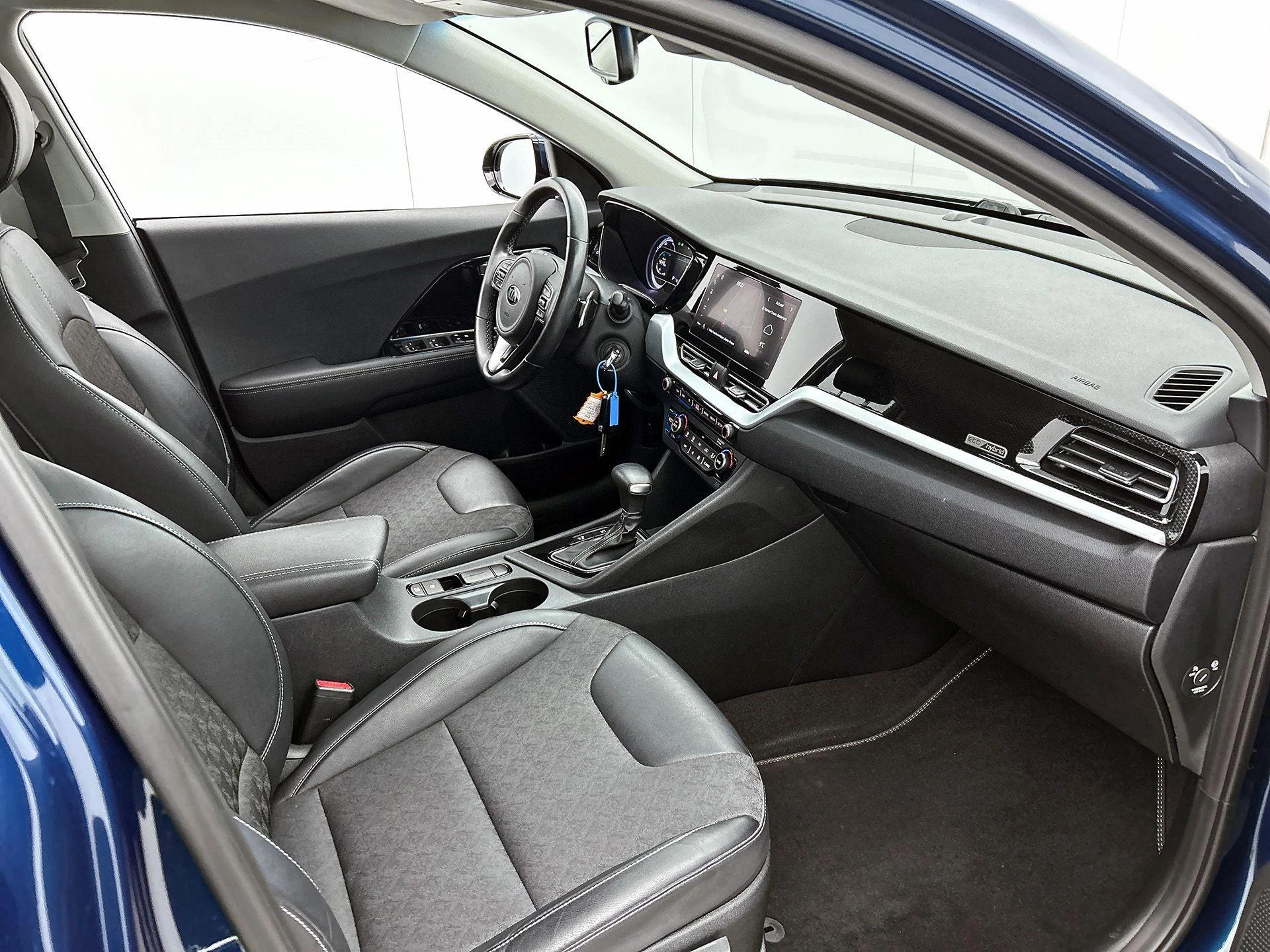 Kia-Niro-image-16