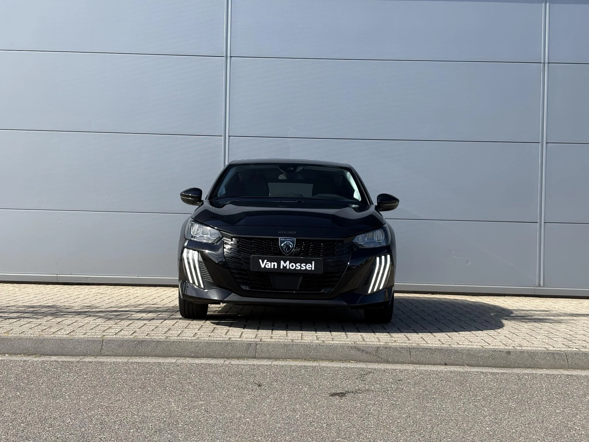 Peugeot-208-image-8