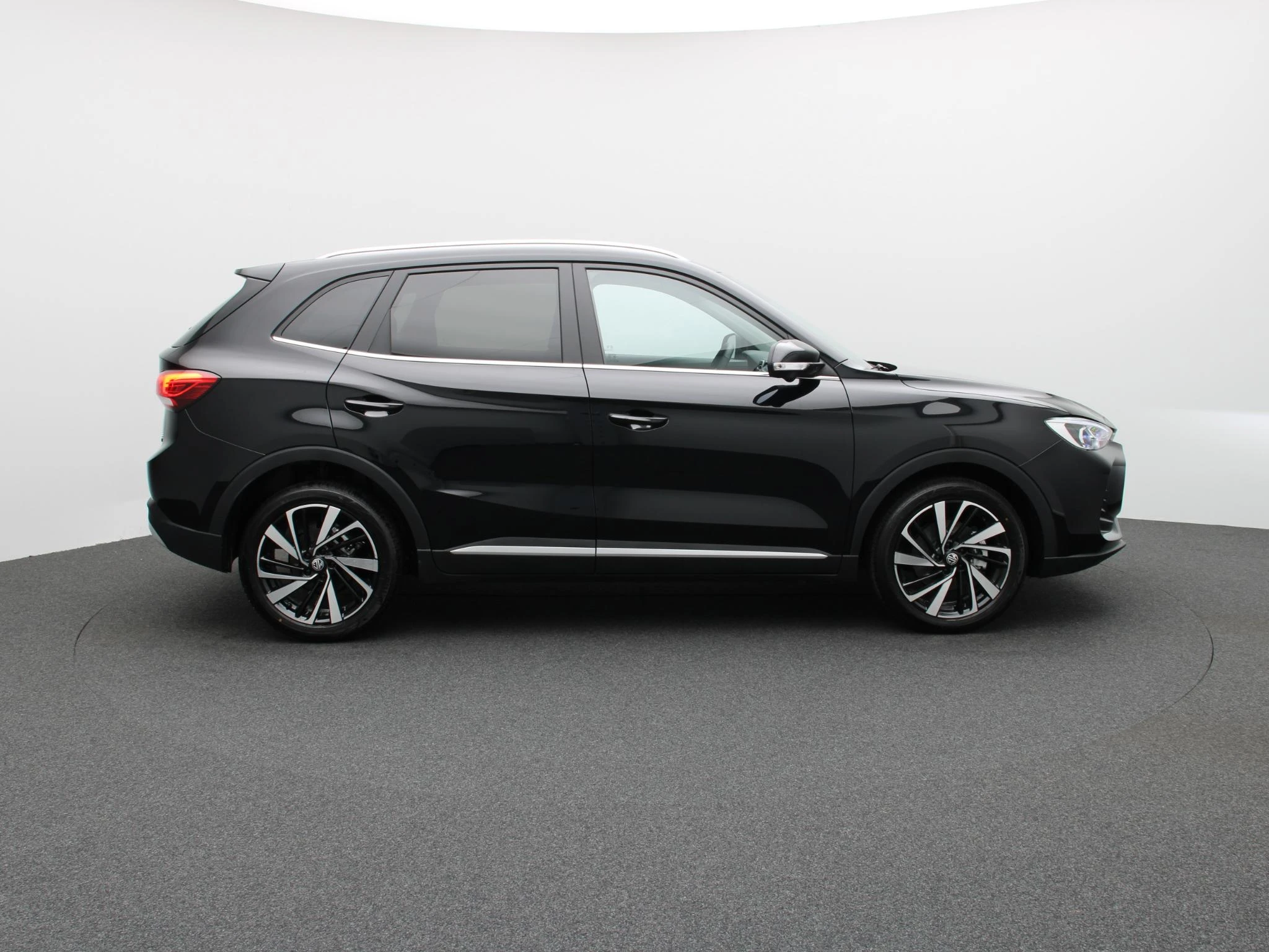 MG-ZS-image-5