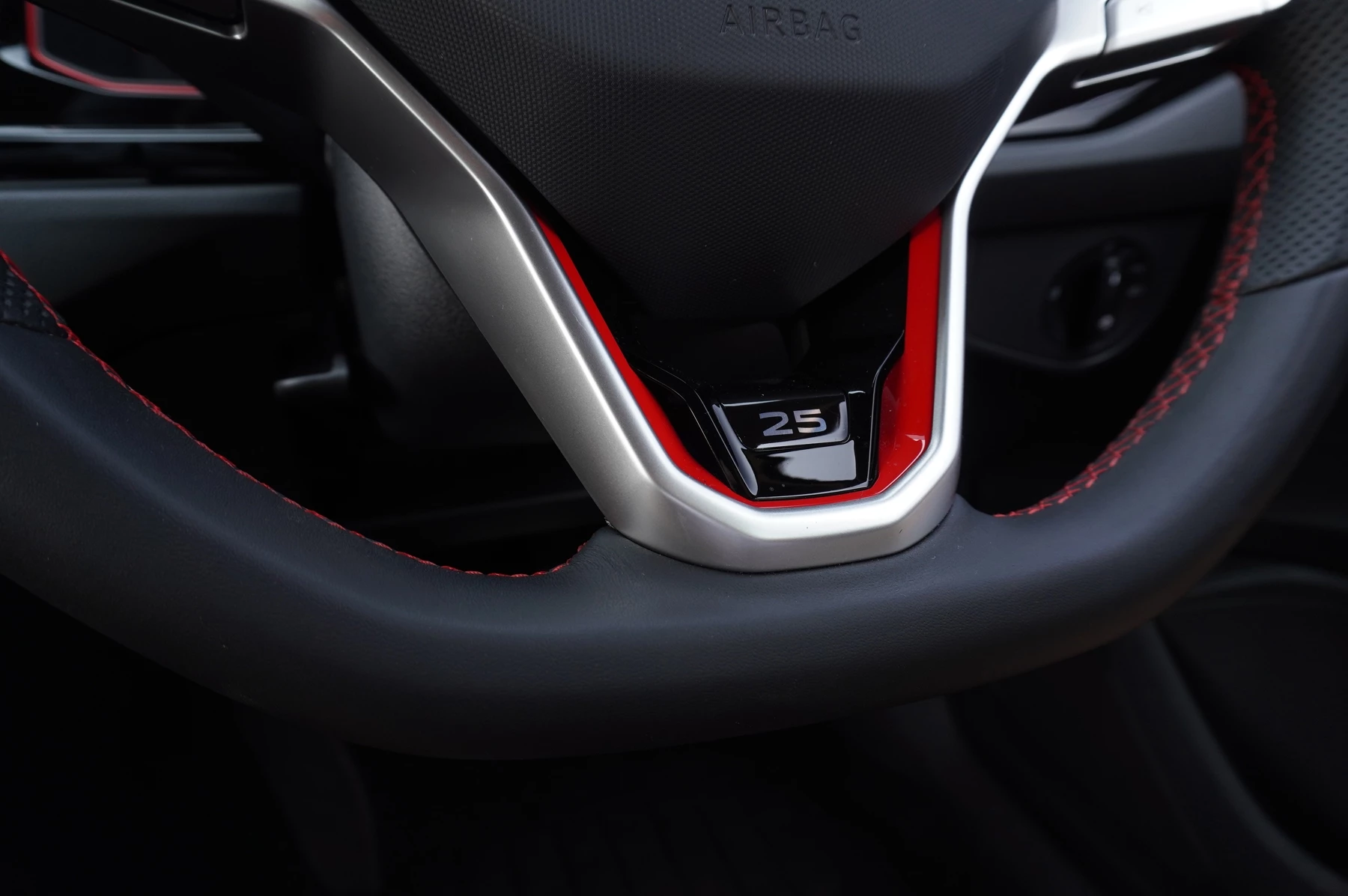 Volkswagen-Polo-image-46
