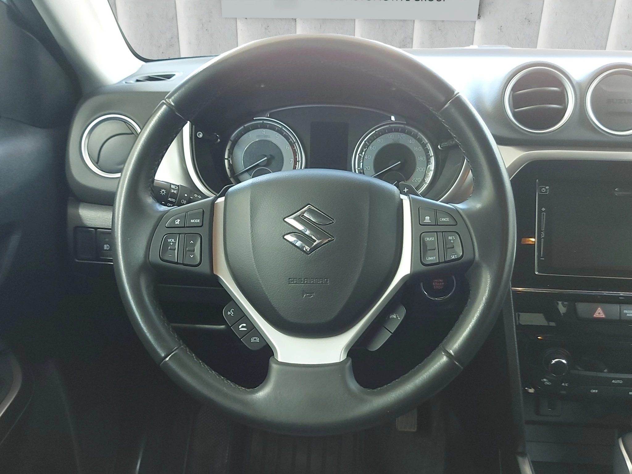 Suzuki Vitara Comfort KEYLESS*KLIMAAUT*RFK*LED*SHZ