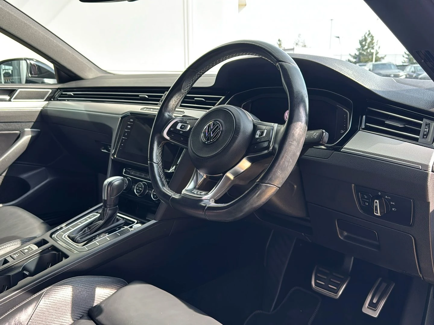 Volkswagen-Arteon-image-19