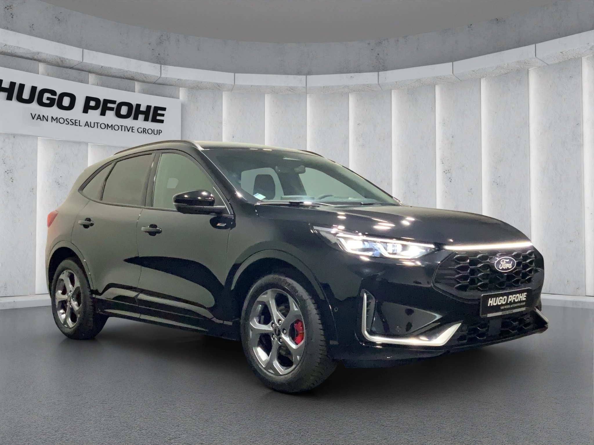 Ford Kuga ST-Line X Aut.*PANO*AHK*360GRAD*LED-MATRIX*NAVI*GRA*WINTER-PKT..
