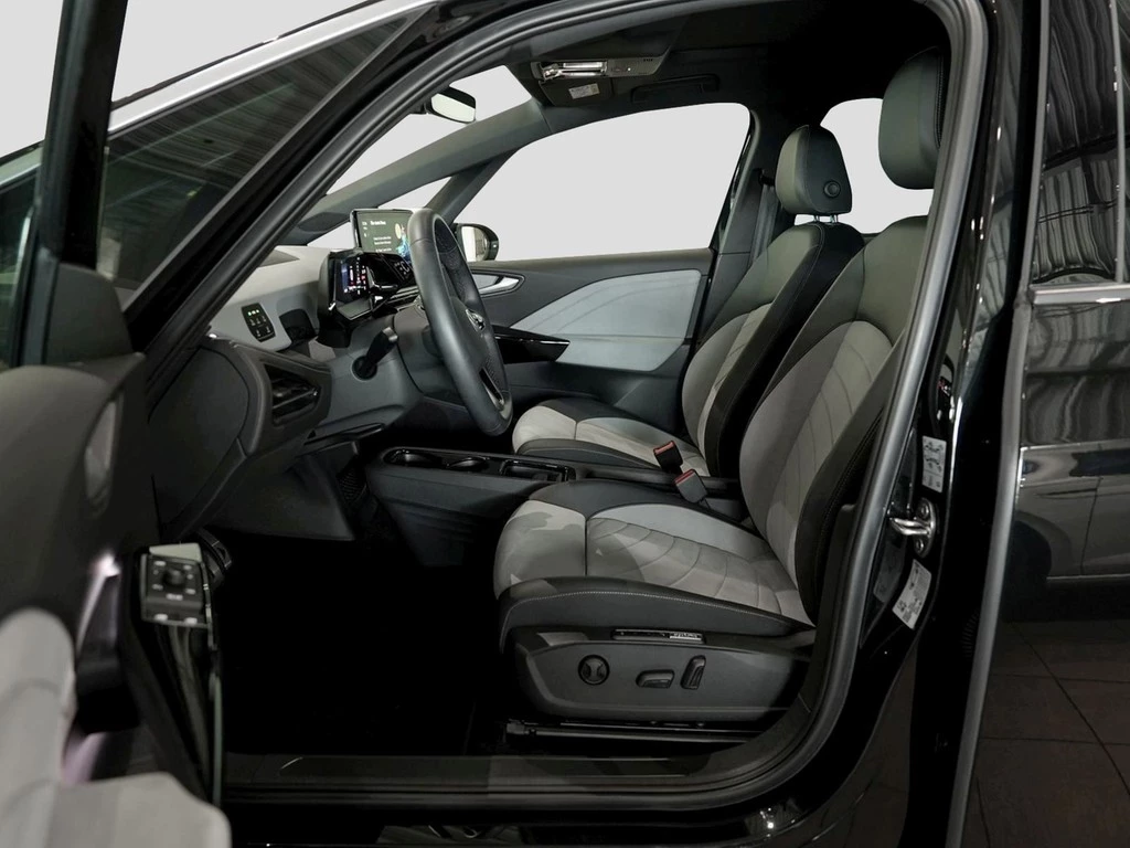 Volkswagen ID.3 Pro electric 150kw *Wärmepumpe*Panorama*Area View* Head-up*IQ-Light*Navi*Travel Assist*uvm...