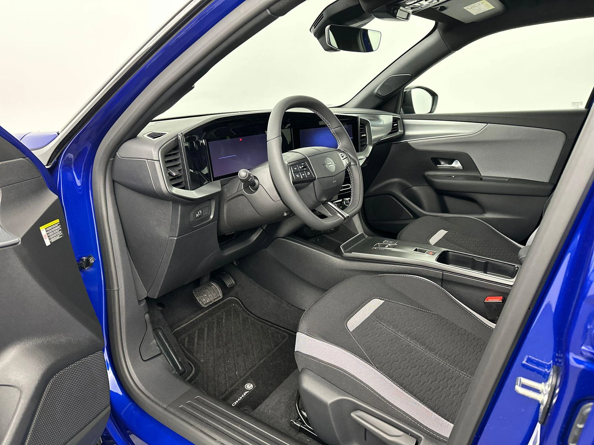 Opel-Mokka-e-image-28