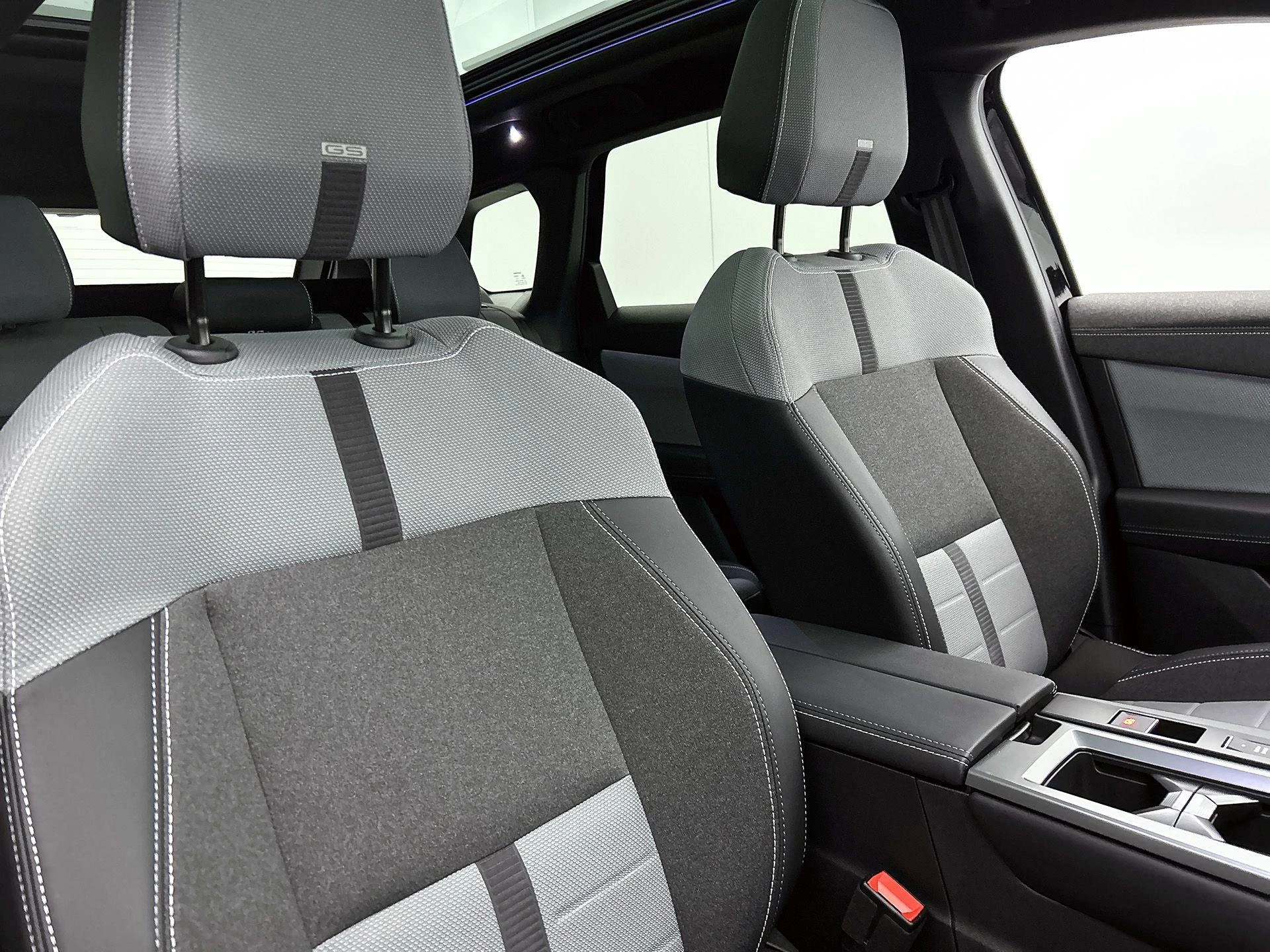 Opel-Grandland-image-30