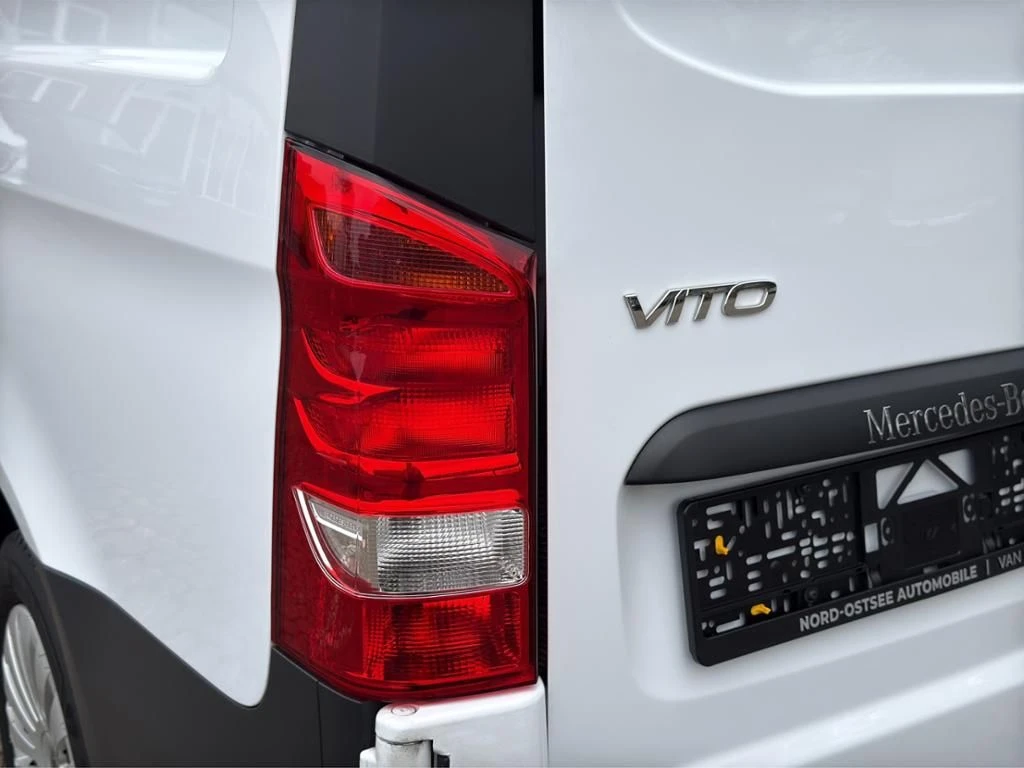 Mercedes-Benz-Vito 116-image-12