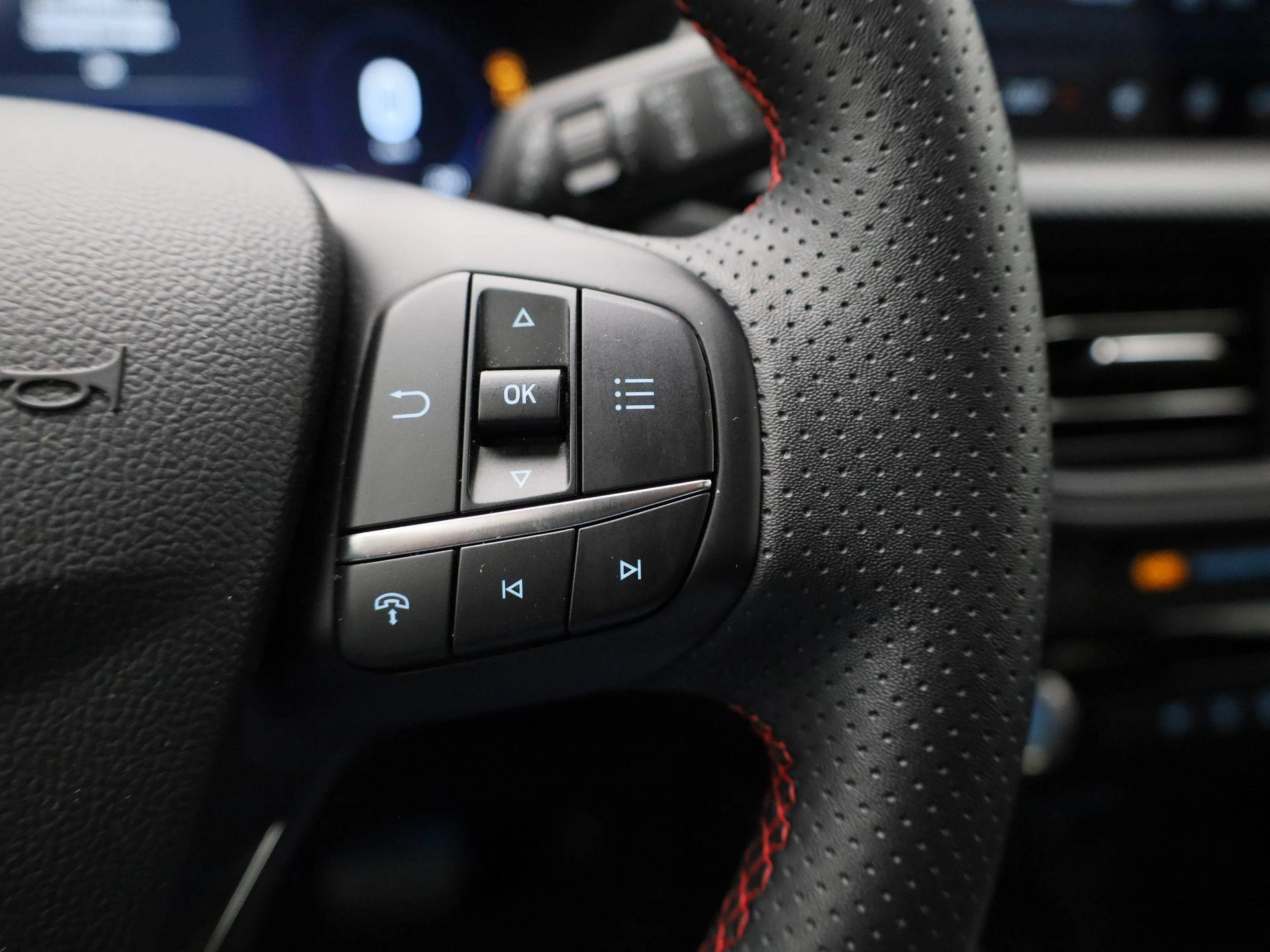Ford-Kuga-image-16