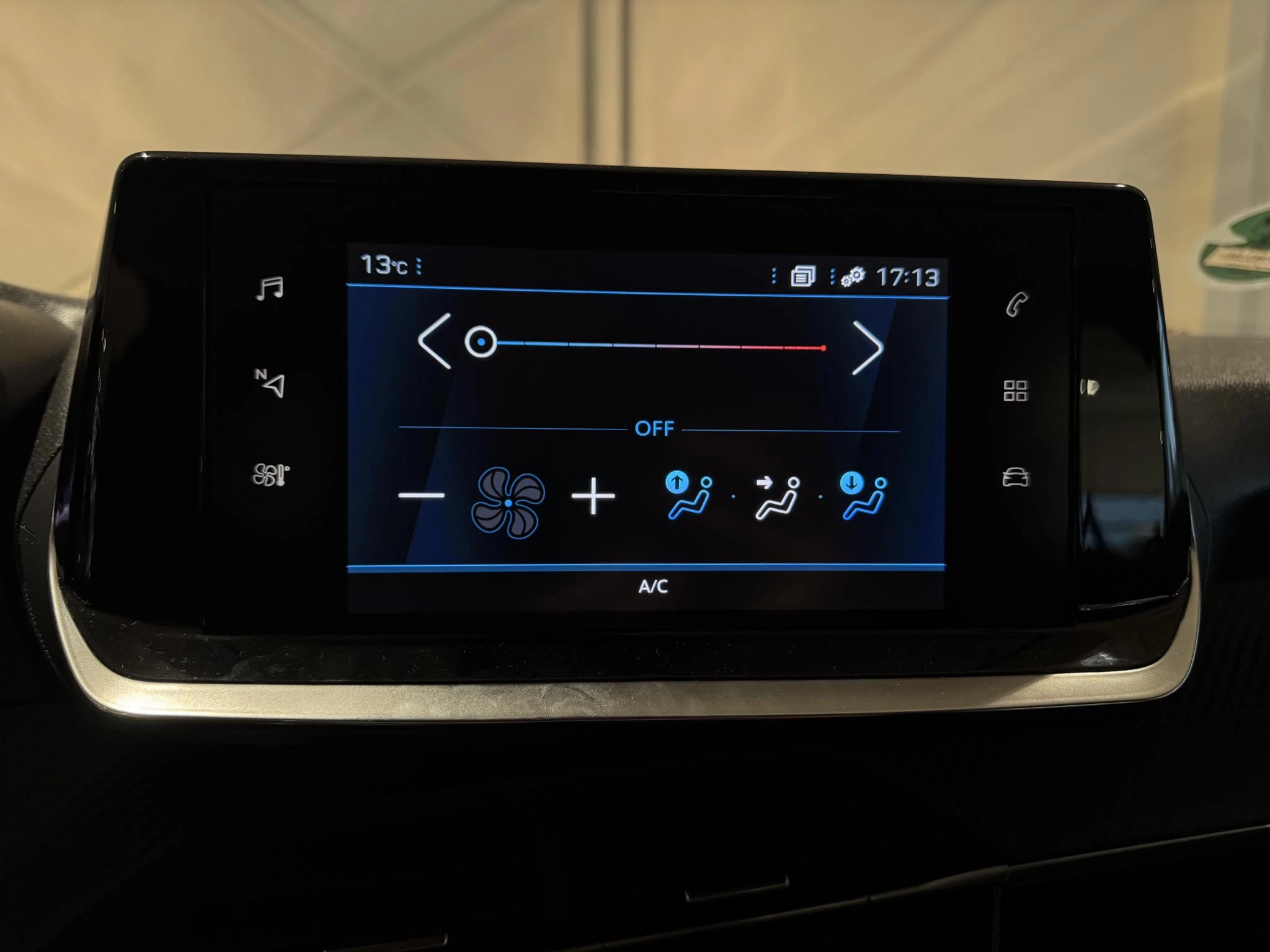 Peugeot-208-image-21