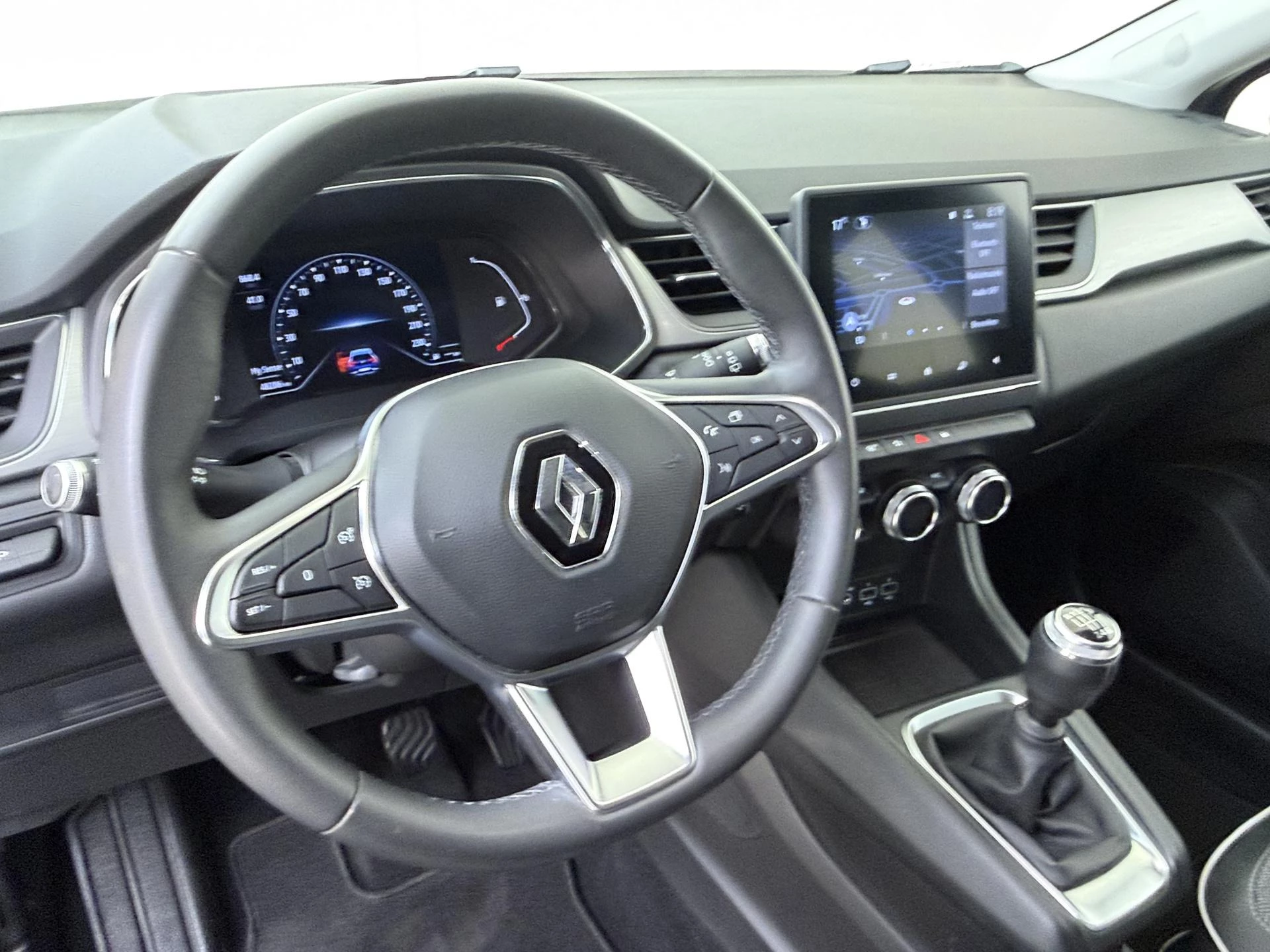 Renault-Captur-image-13