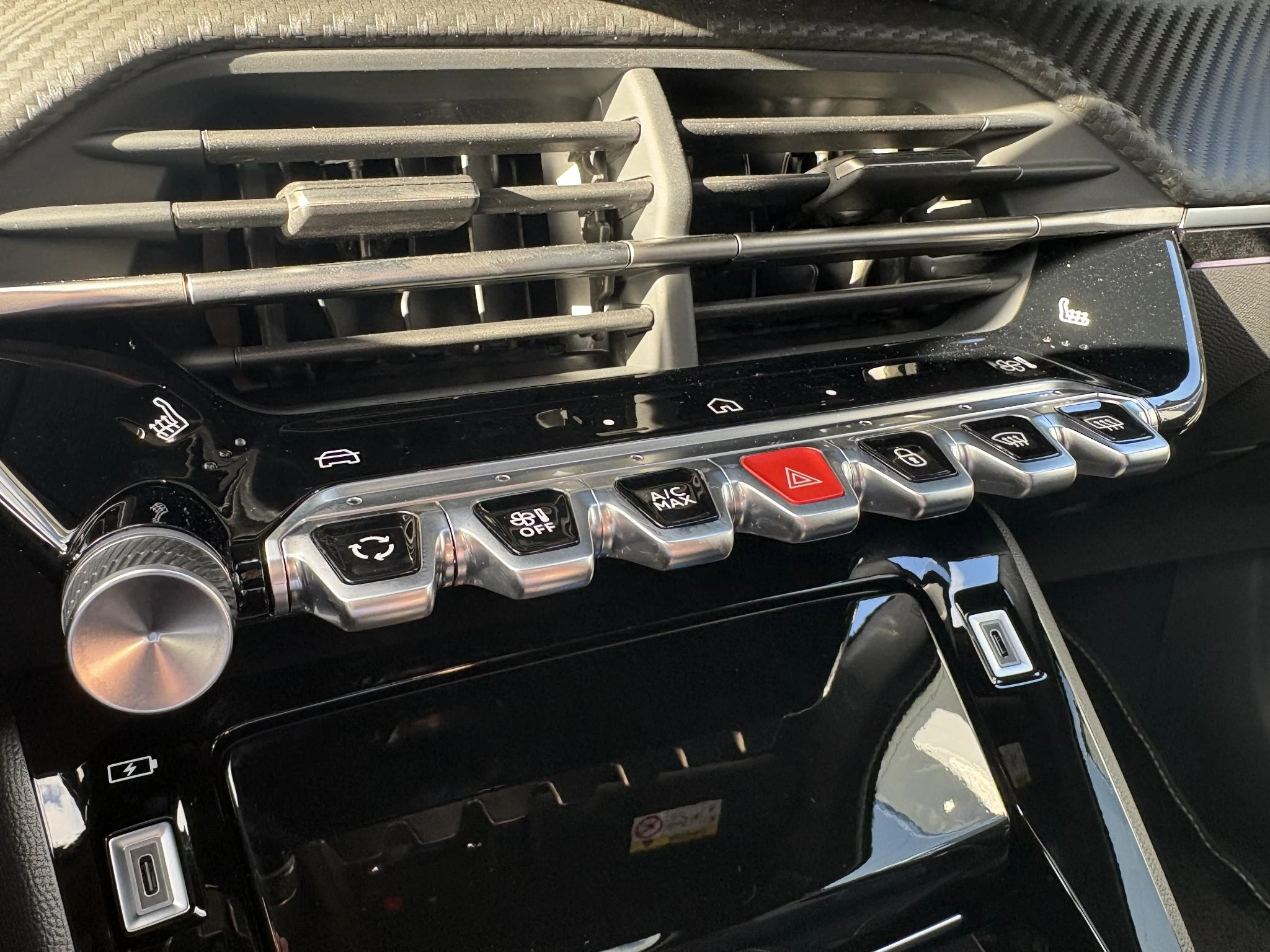 Peugeot-2008-image-16