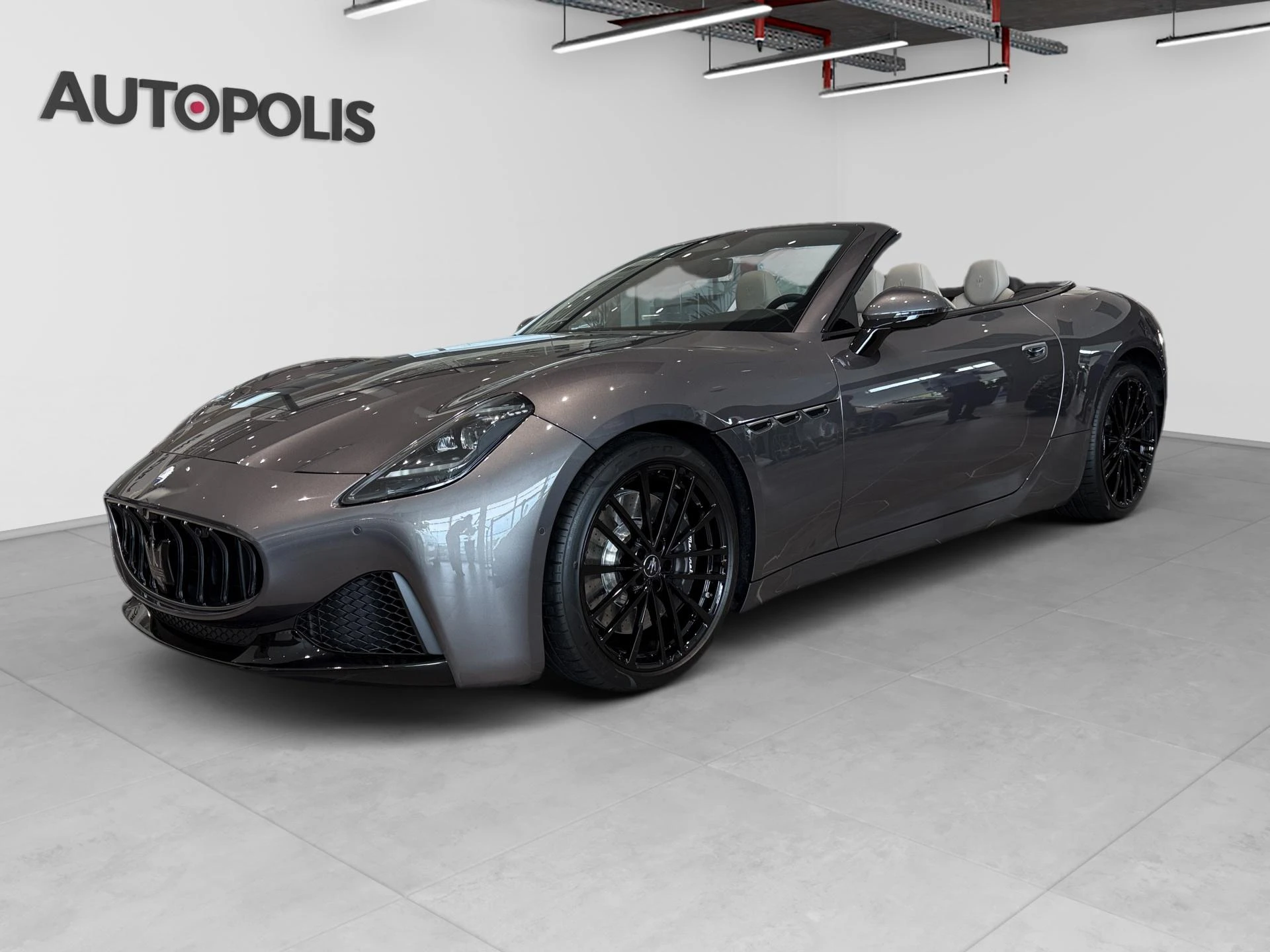 Maserati-GranCabrio-image-0