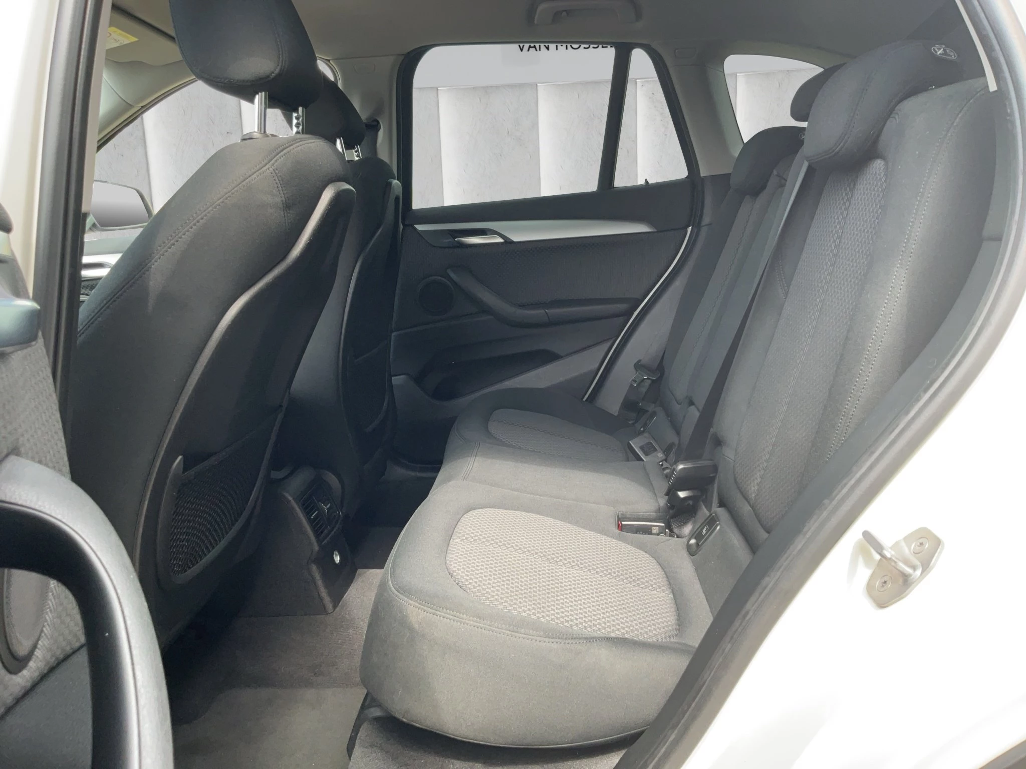 BMW X1 sDrive 18d. LED. Navi.Sitzh.
