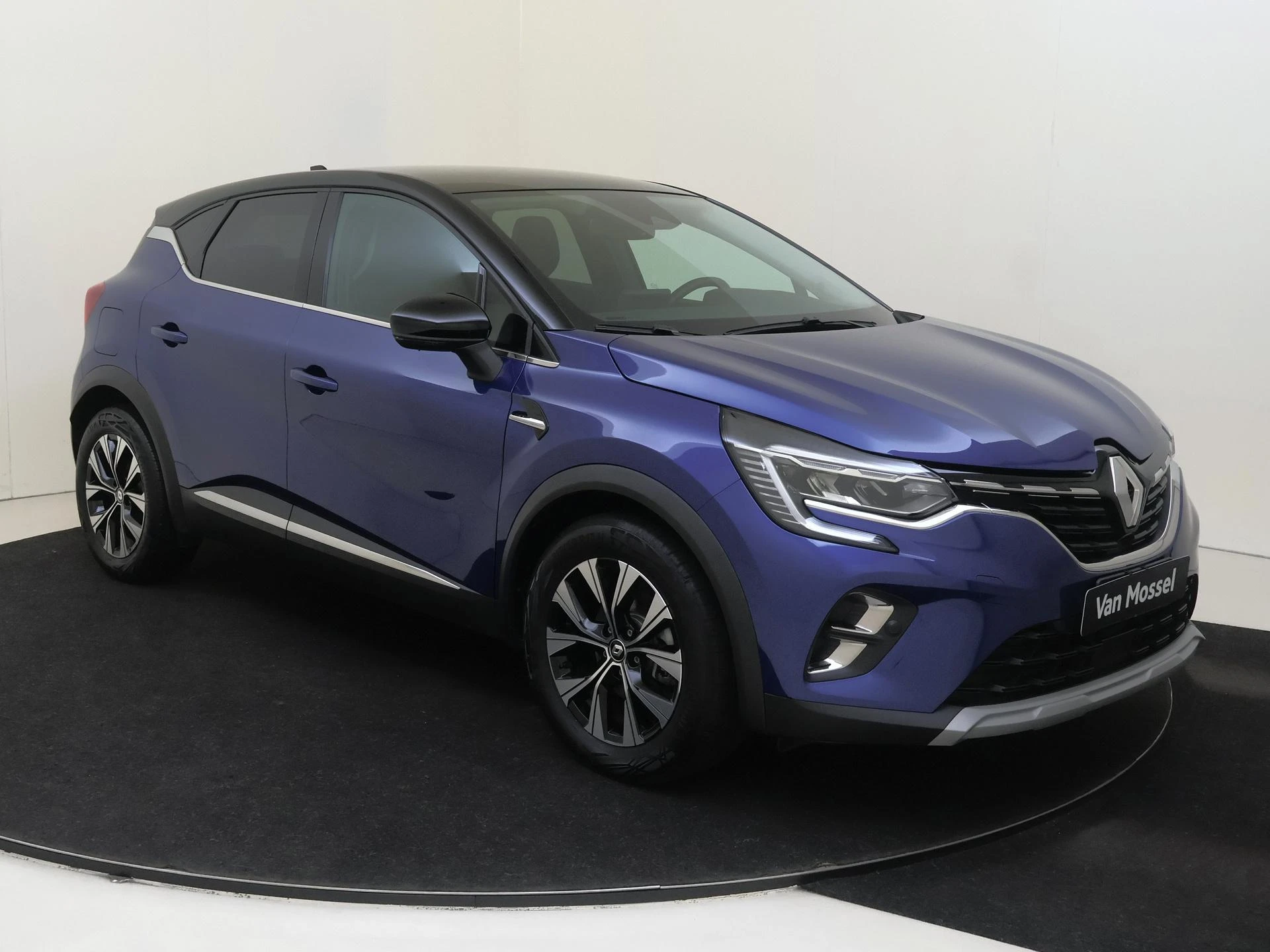 Renault-Captur-image-1