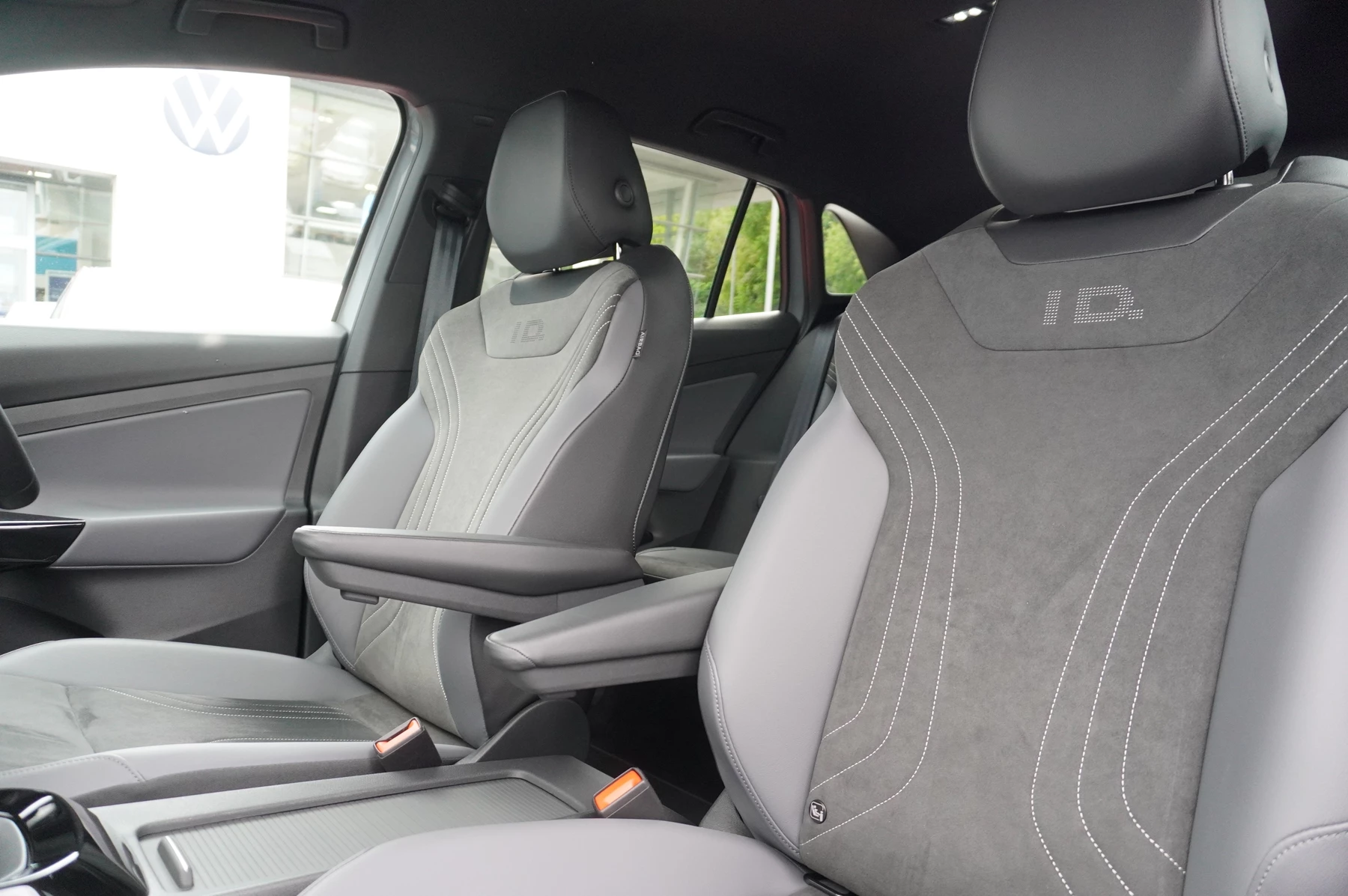 Volkswagen-ID.4-image-30