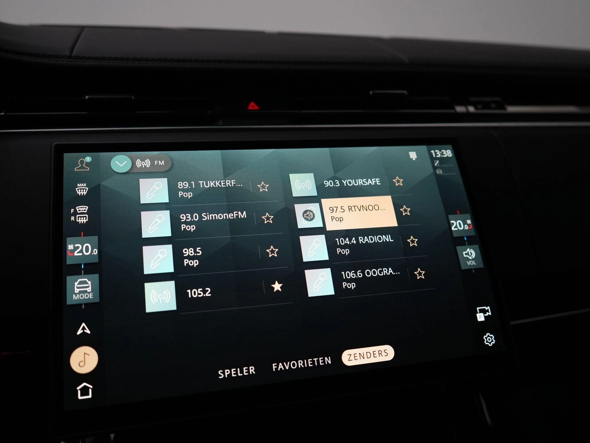 Land Rover-Range Rover Sport-image-38