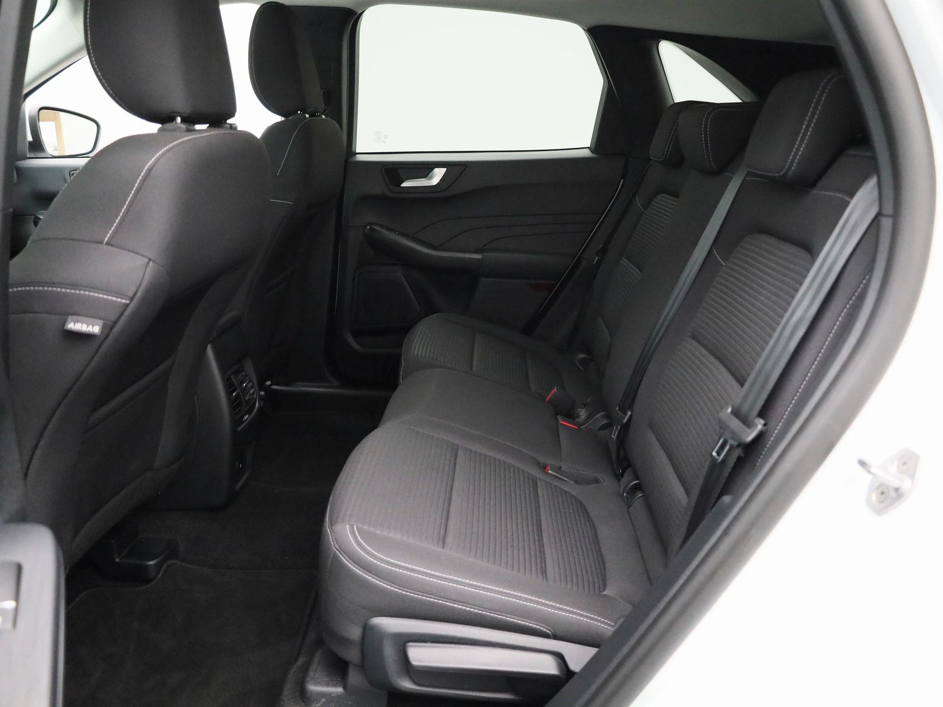 Ford-Kuga-image-10