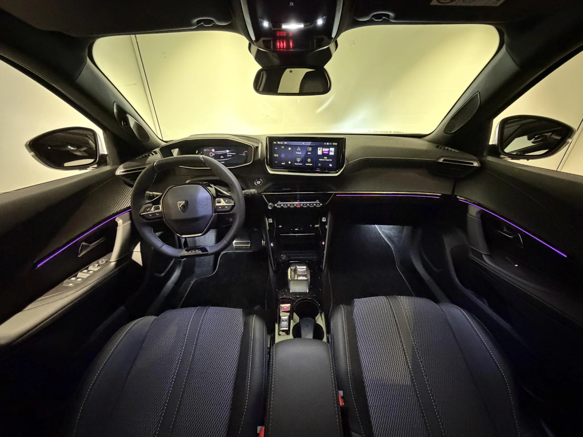 Peugeot-2008-image-19