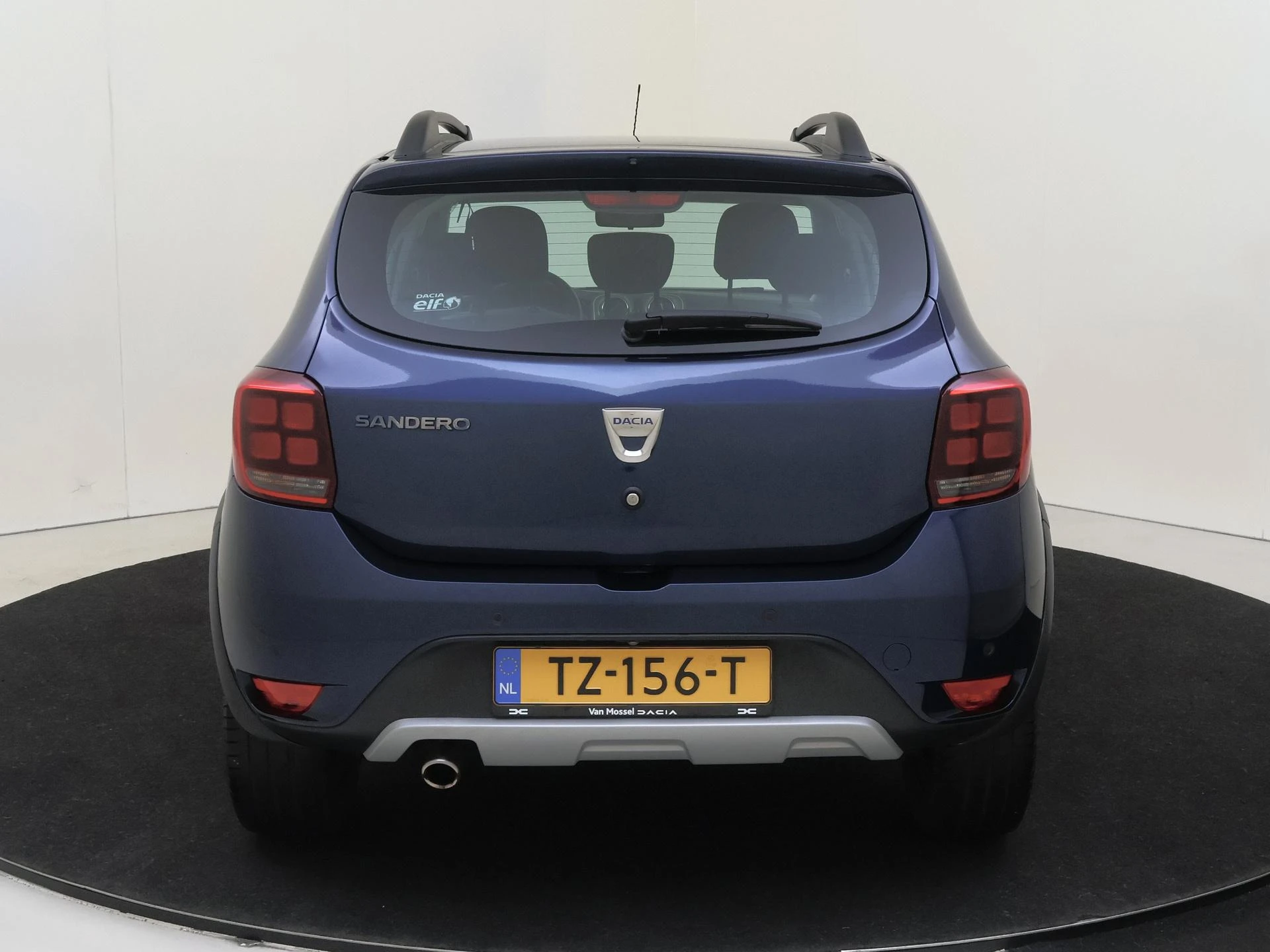 Dacia-Sandero Stepway-image-6