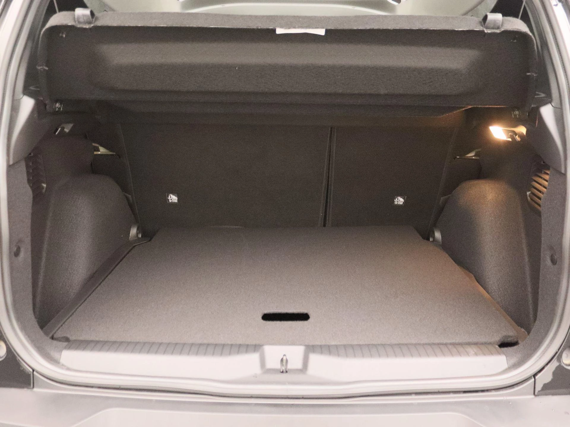 Opel-Frontera-image-0