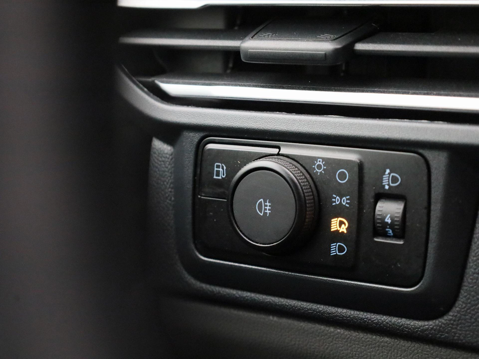 Ford-Transit Custom-image-27