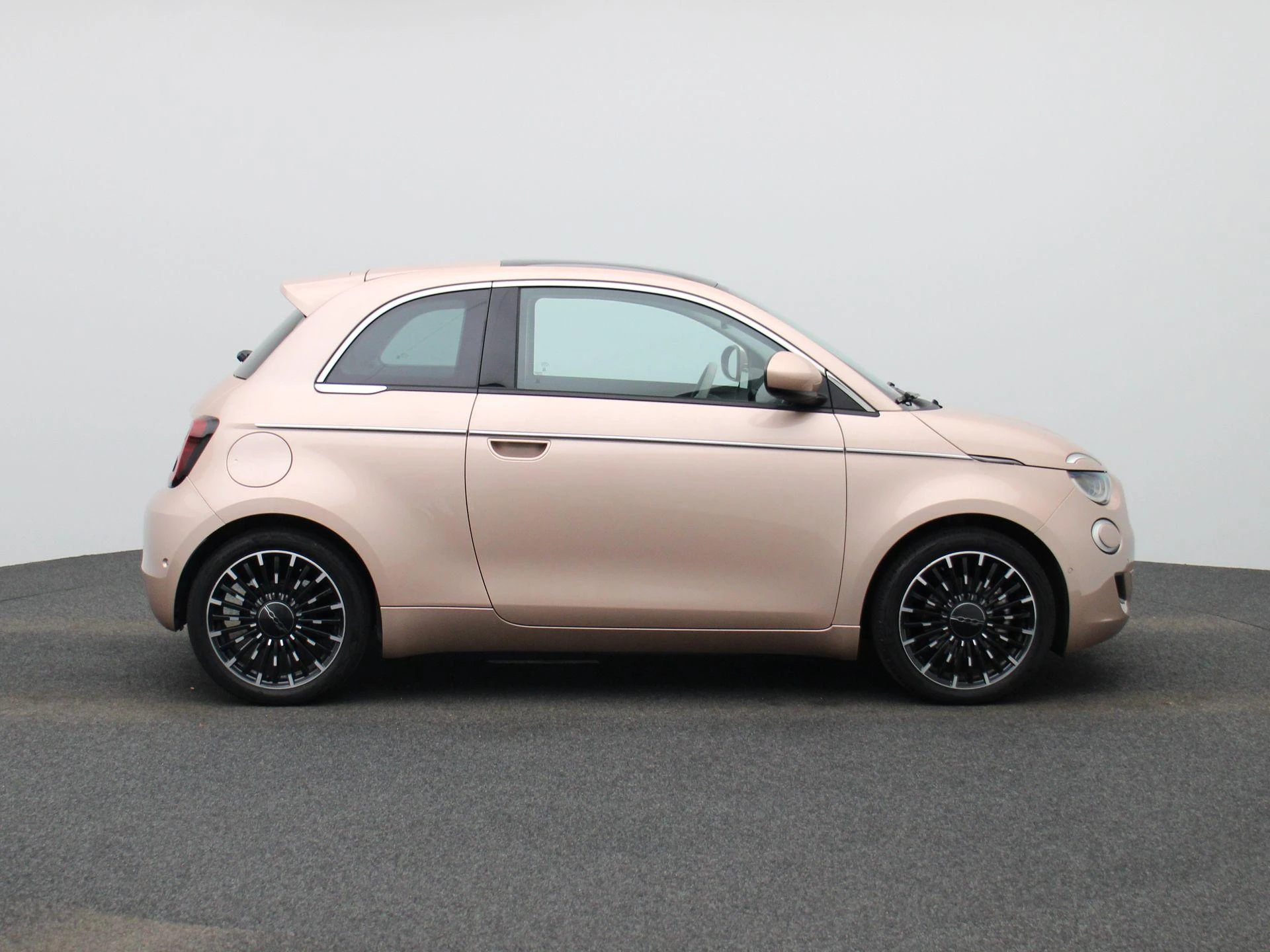 Fiat-500e-image-5