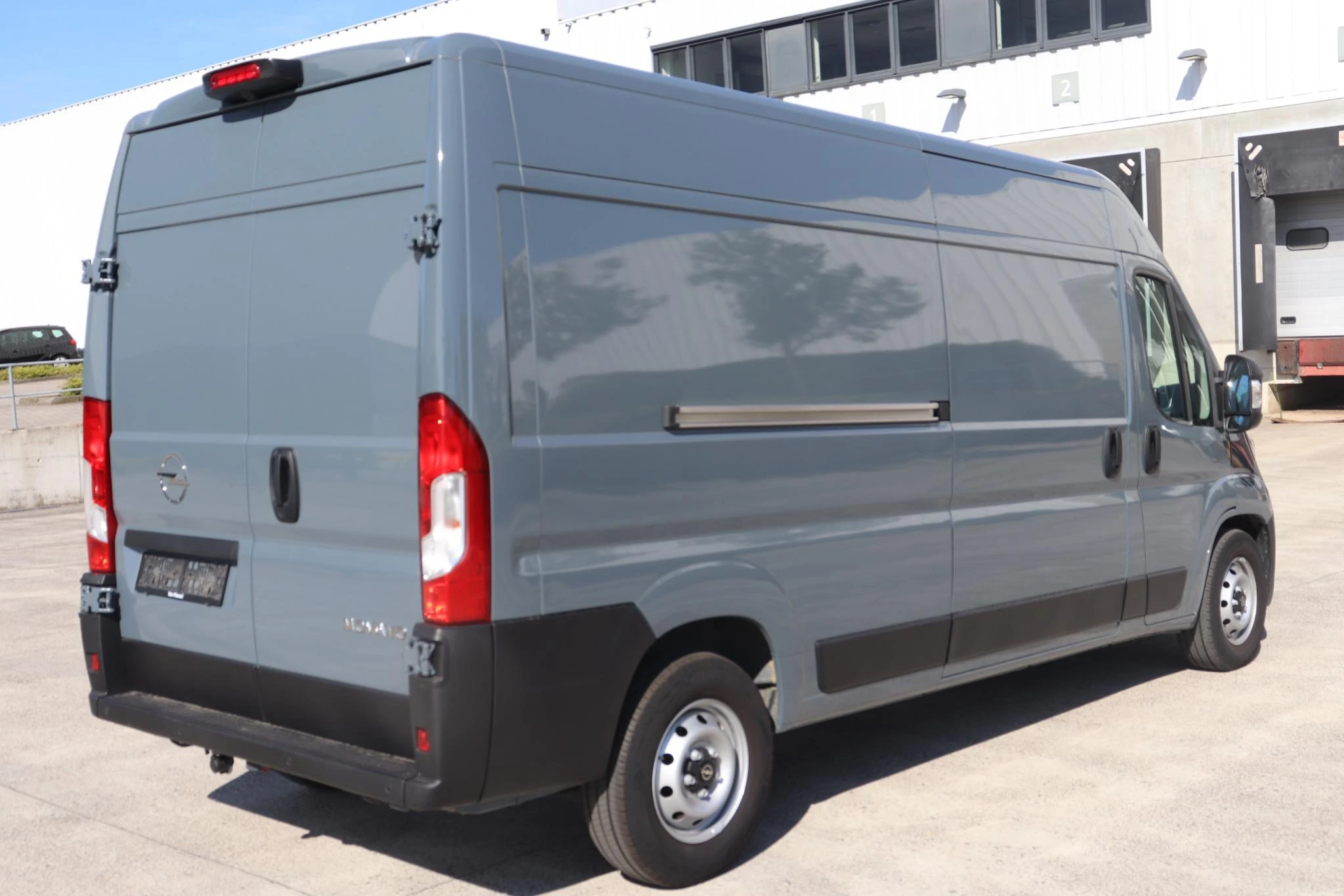 Opel-Movano-image-3