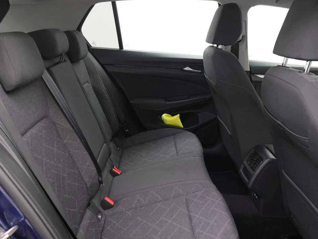 Volkswagen Golf VIII Golf Life 2.0TDI 115 pk *AUTOMAAT*CRUISE*NAVI*PDC*CAMERA*BLTH*...*