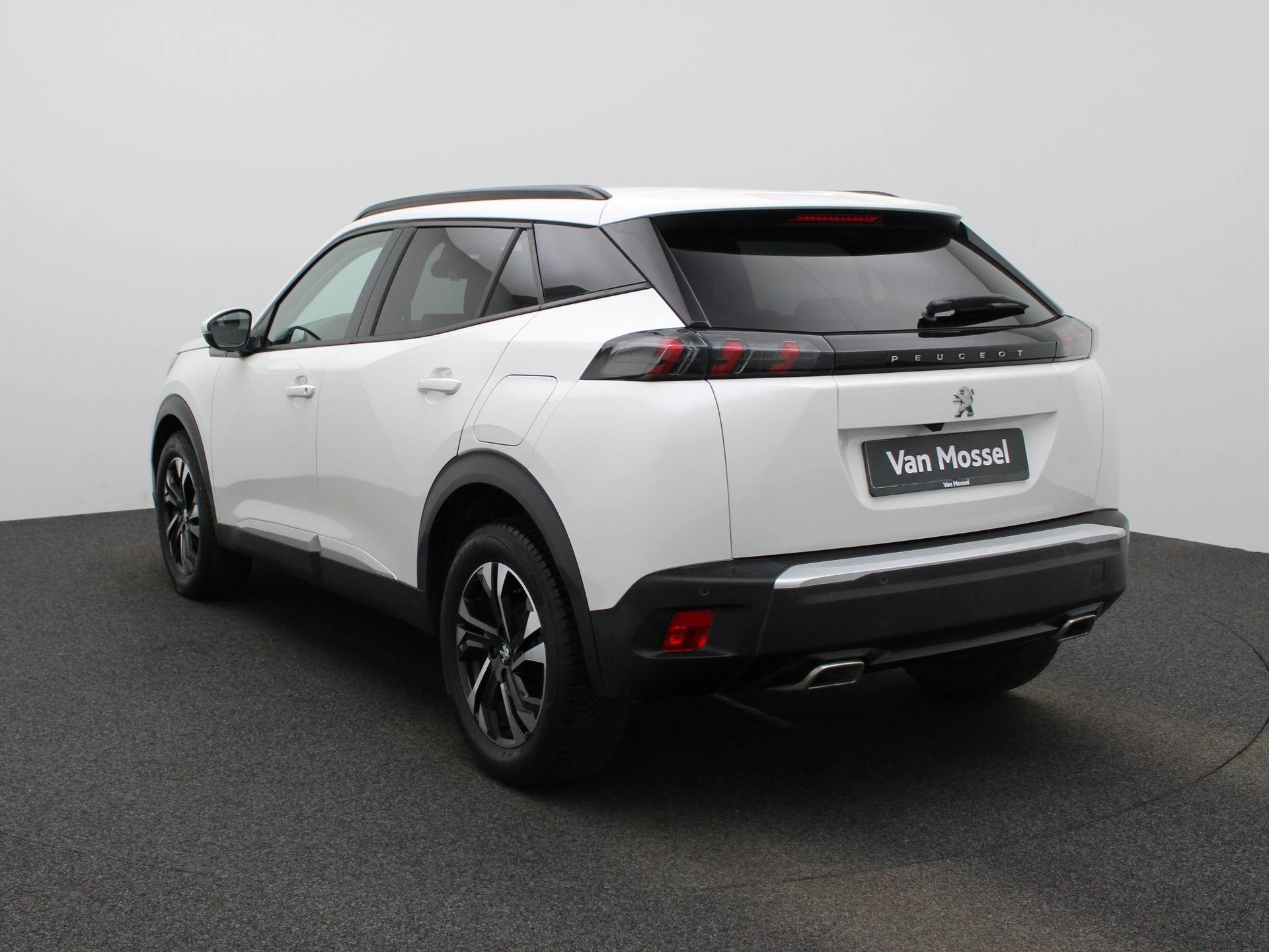 Peugeot-2008-image-1