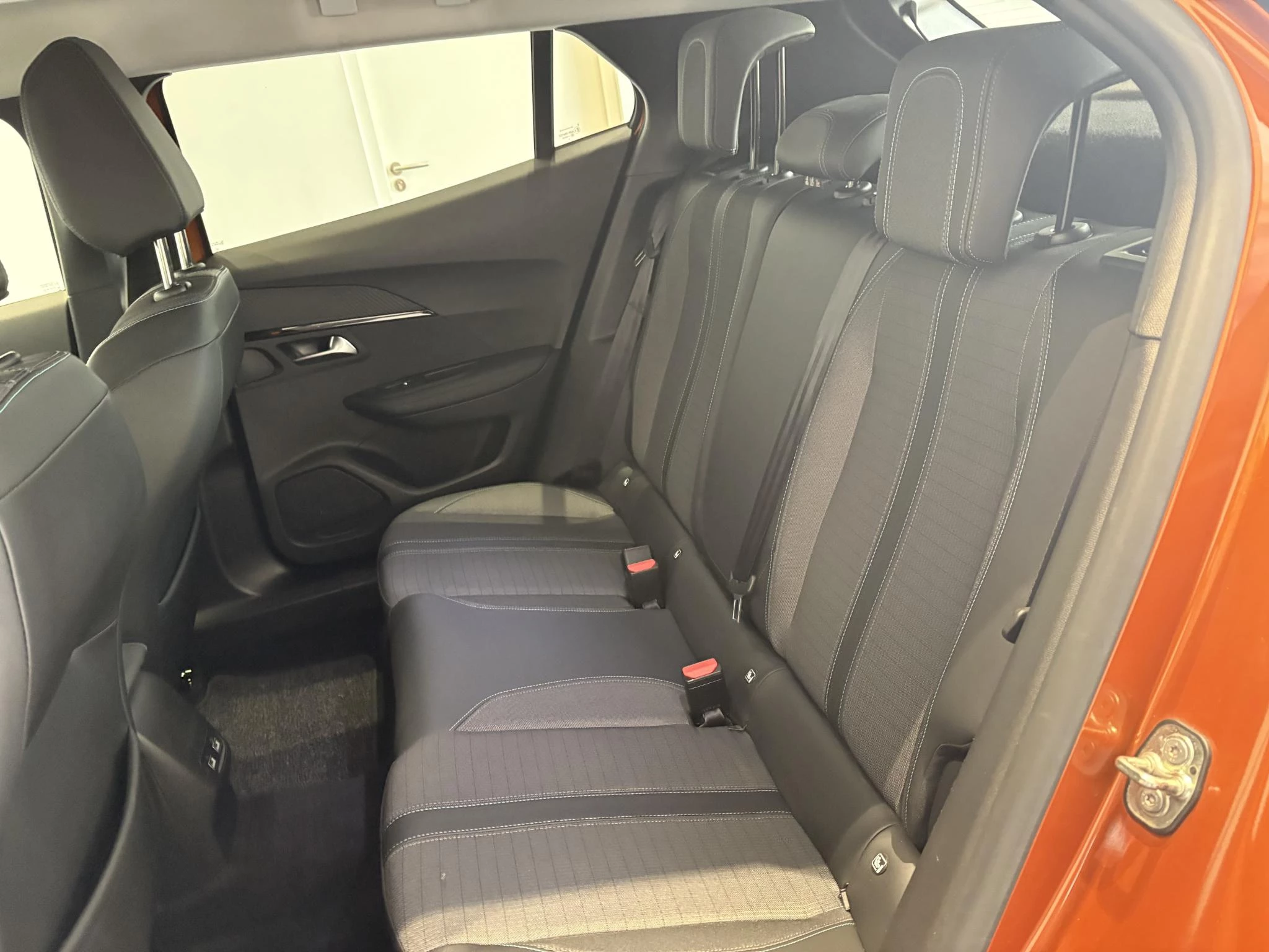 Peugeot-2008-image-8