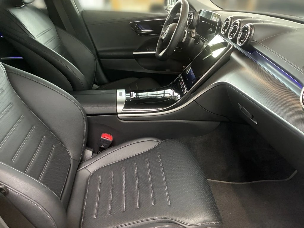 Mercedes-Benz-C-Klasse 180-image-14