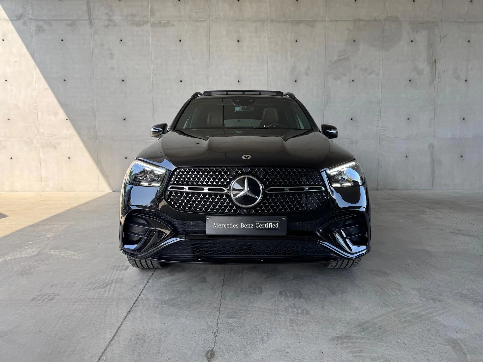 Mercedes-Benz-GLE-image-1
