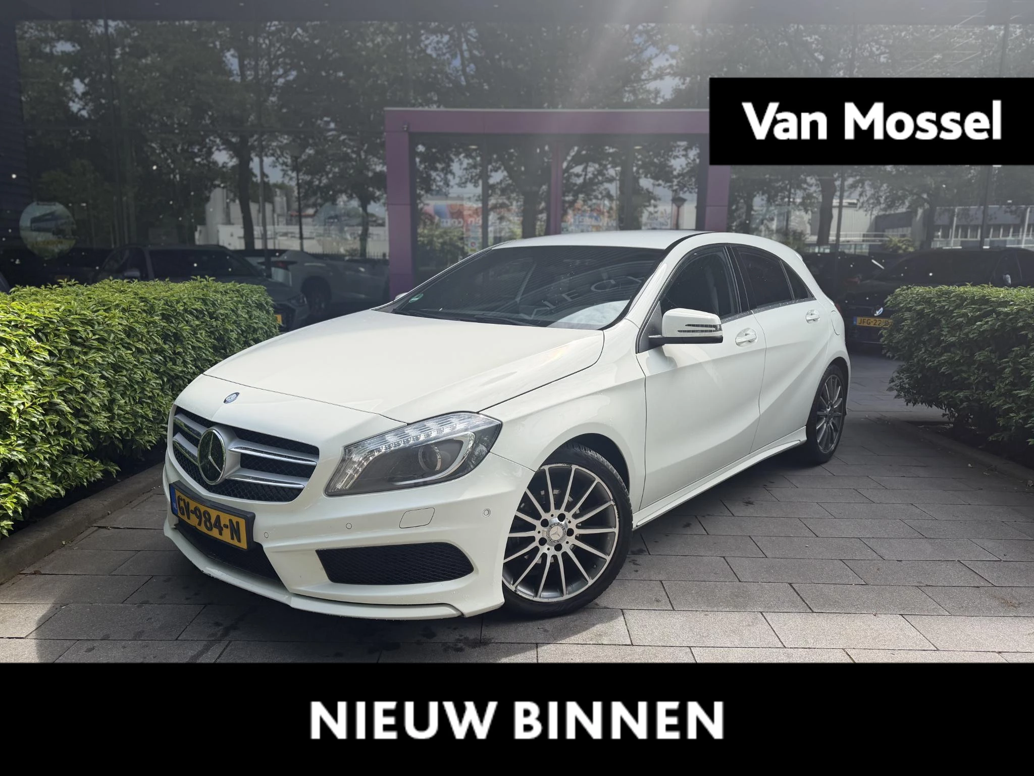 Mercedes-Benz-A-Klasse-image-0