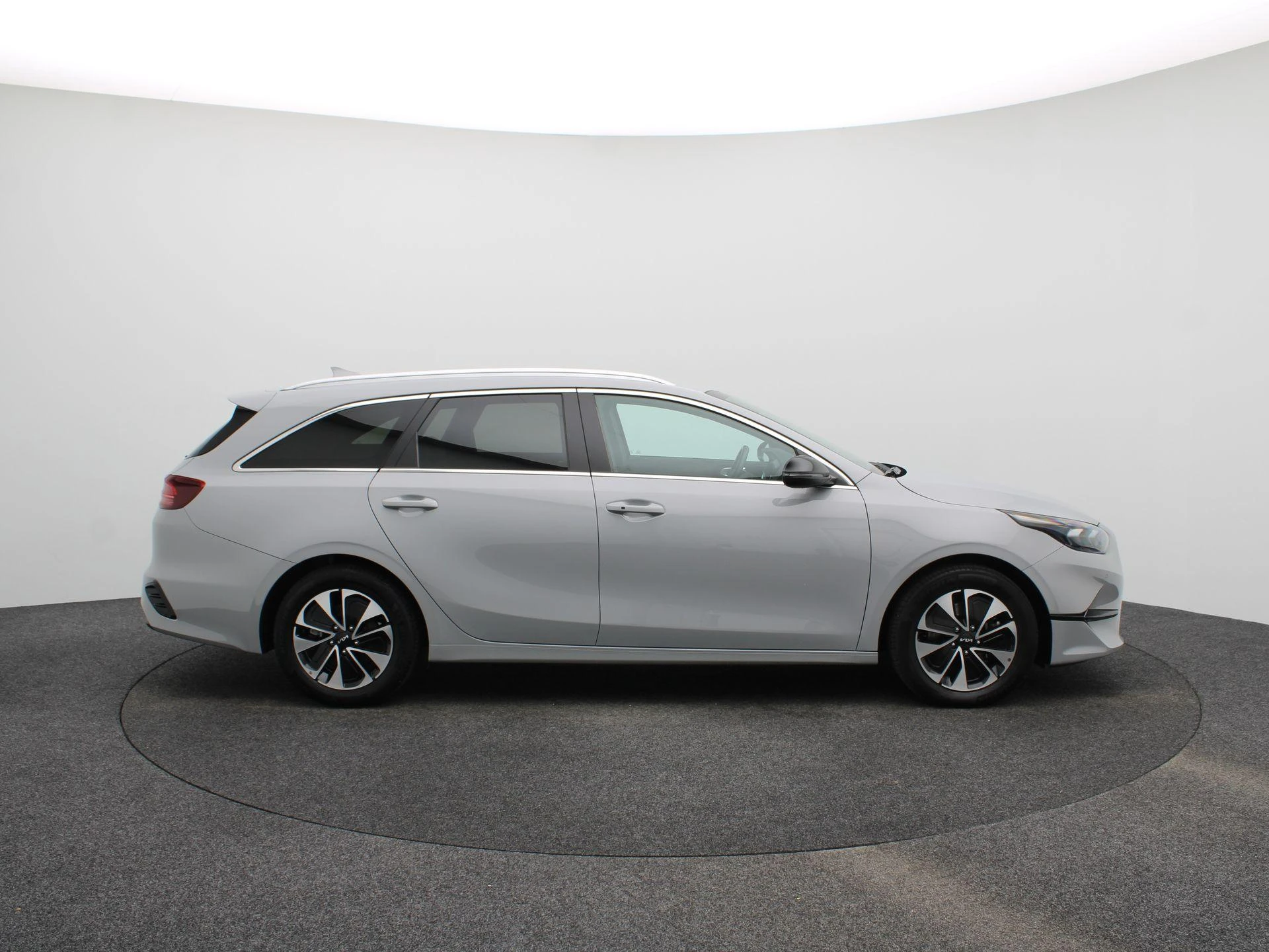 Kia-Ceed Sportswagon-image-5