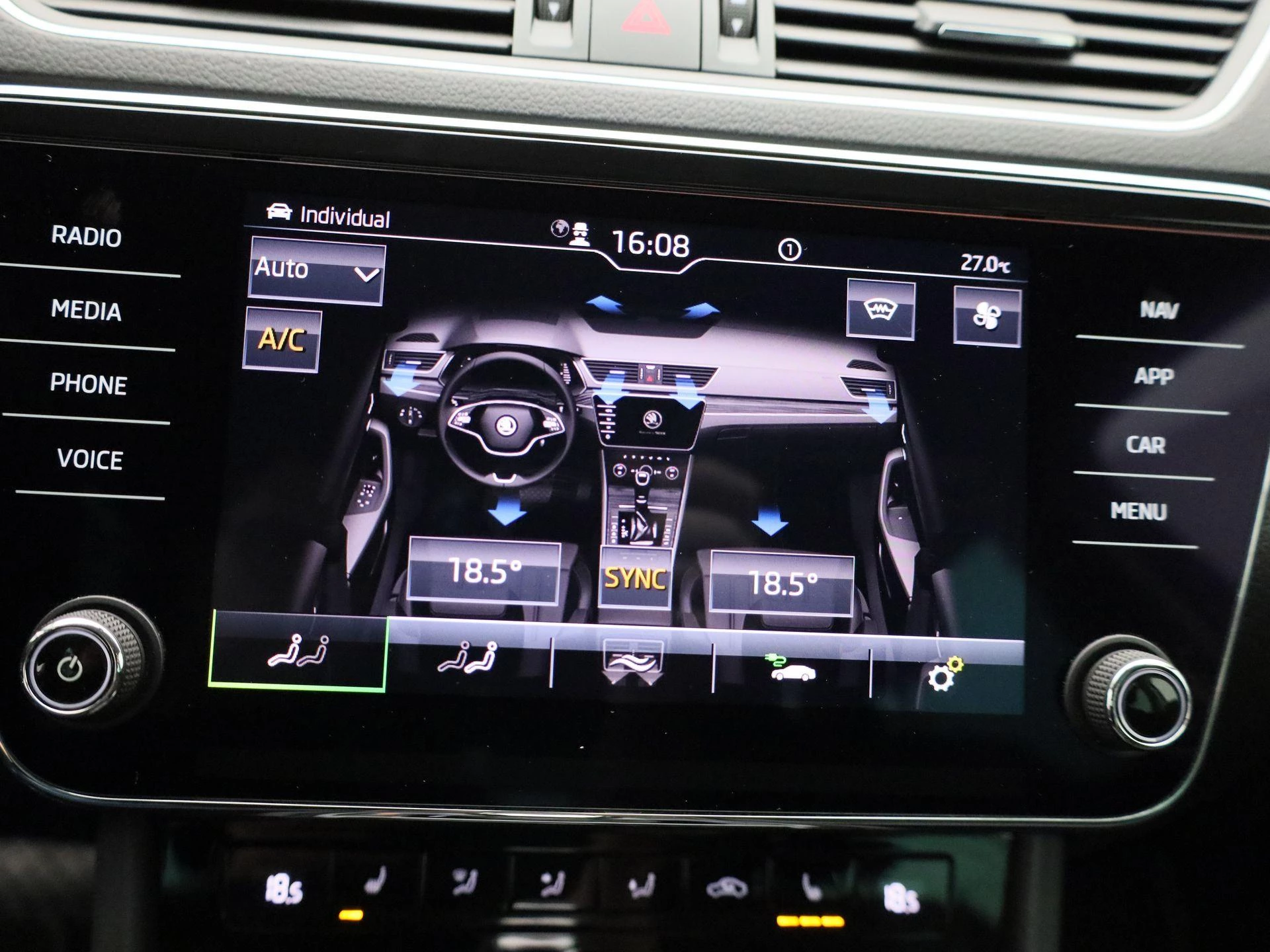 Škoda Superb Combi 1.4 TSI iV 160kW DSG6 Ambition