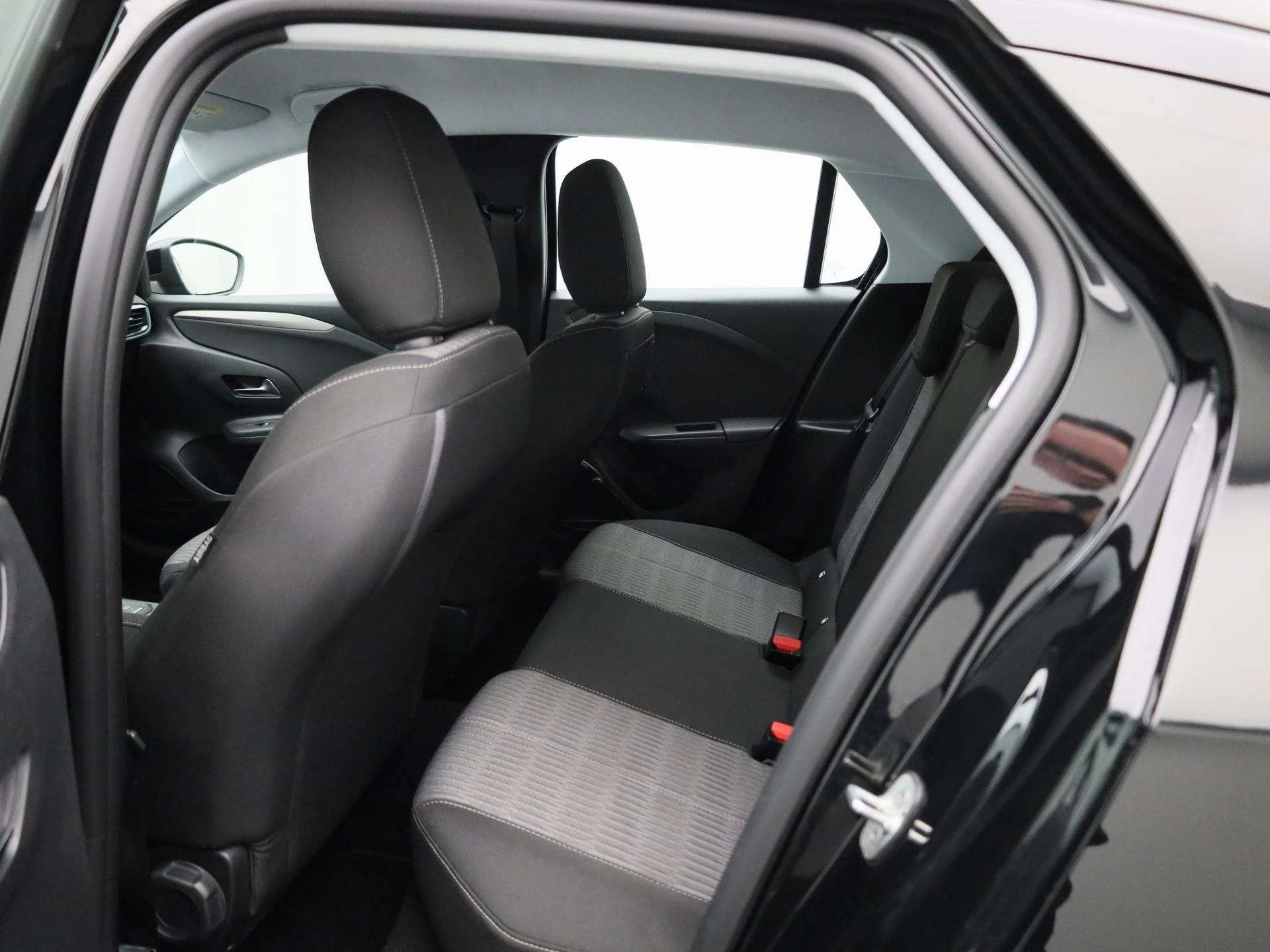 Opel-Corsa-image-9