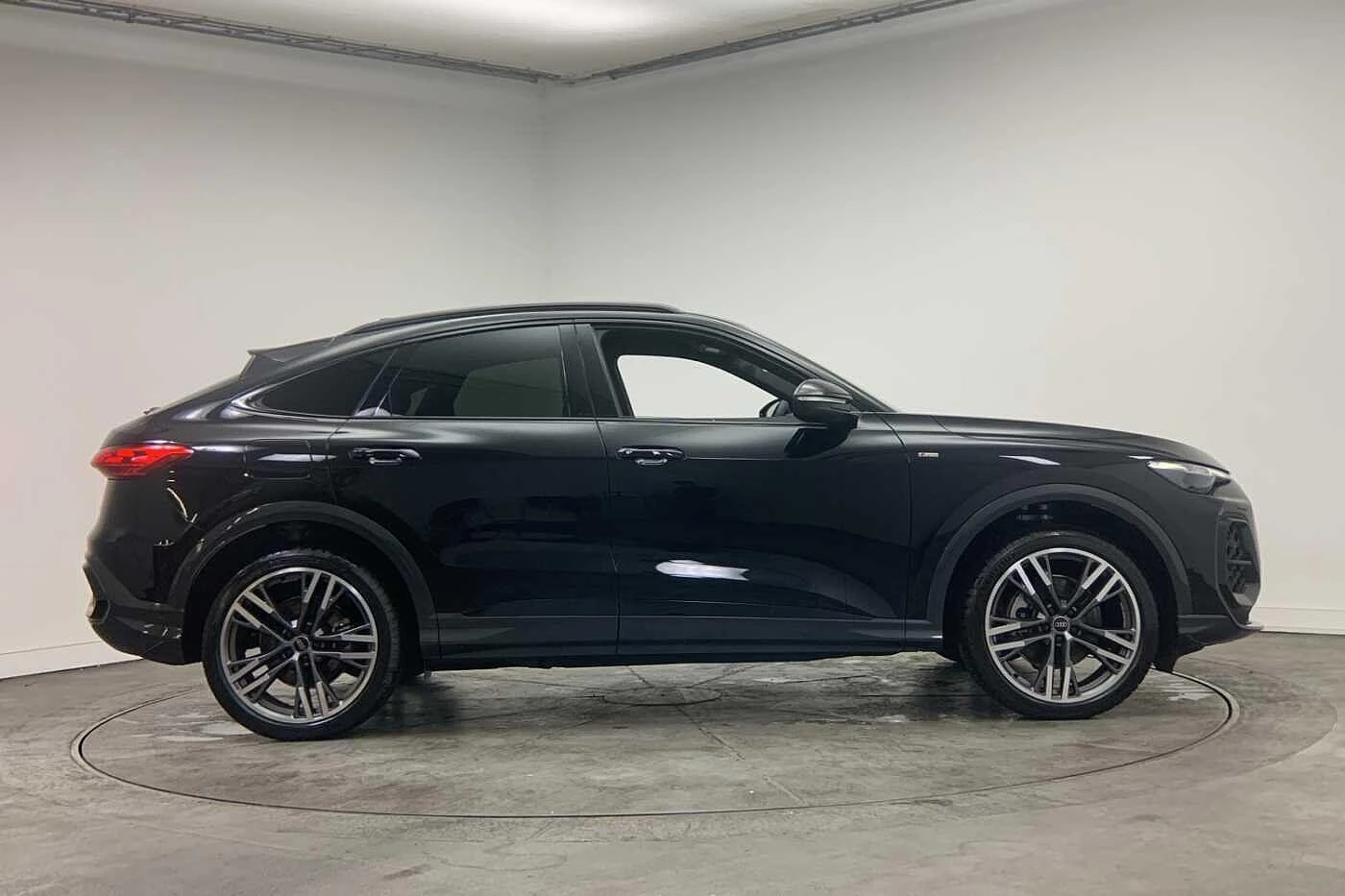 Audi-Q5-image-3