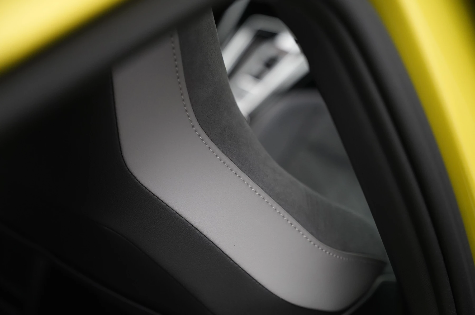 Volkswagen-Golf-image-28