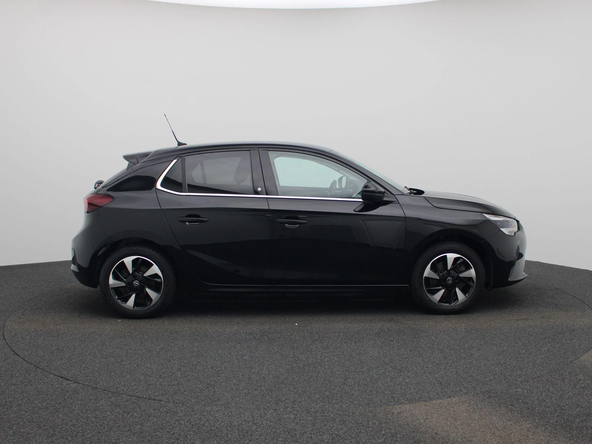 Opel-Corsa-e-image-5