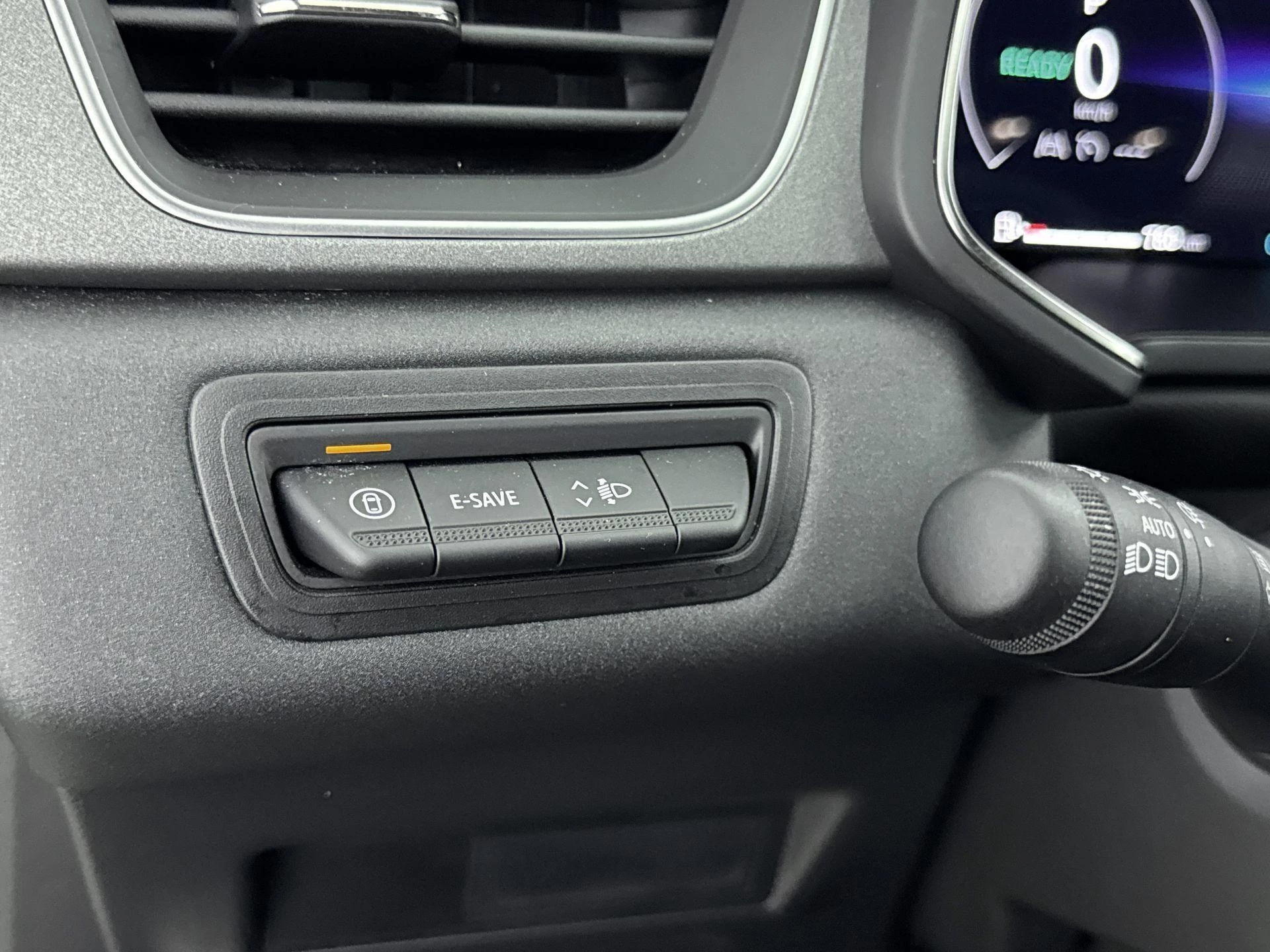 Renault-Captur-image-21
