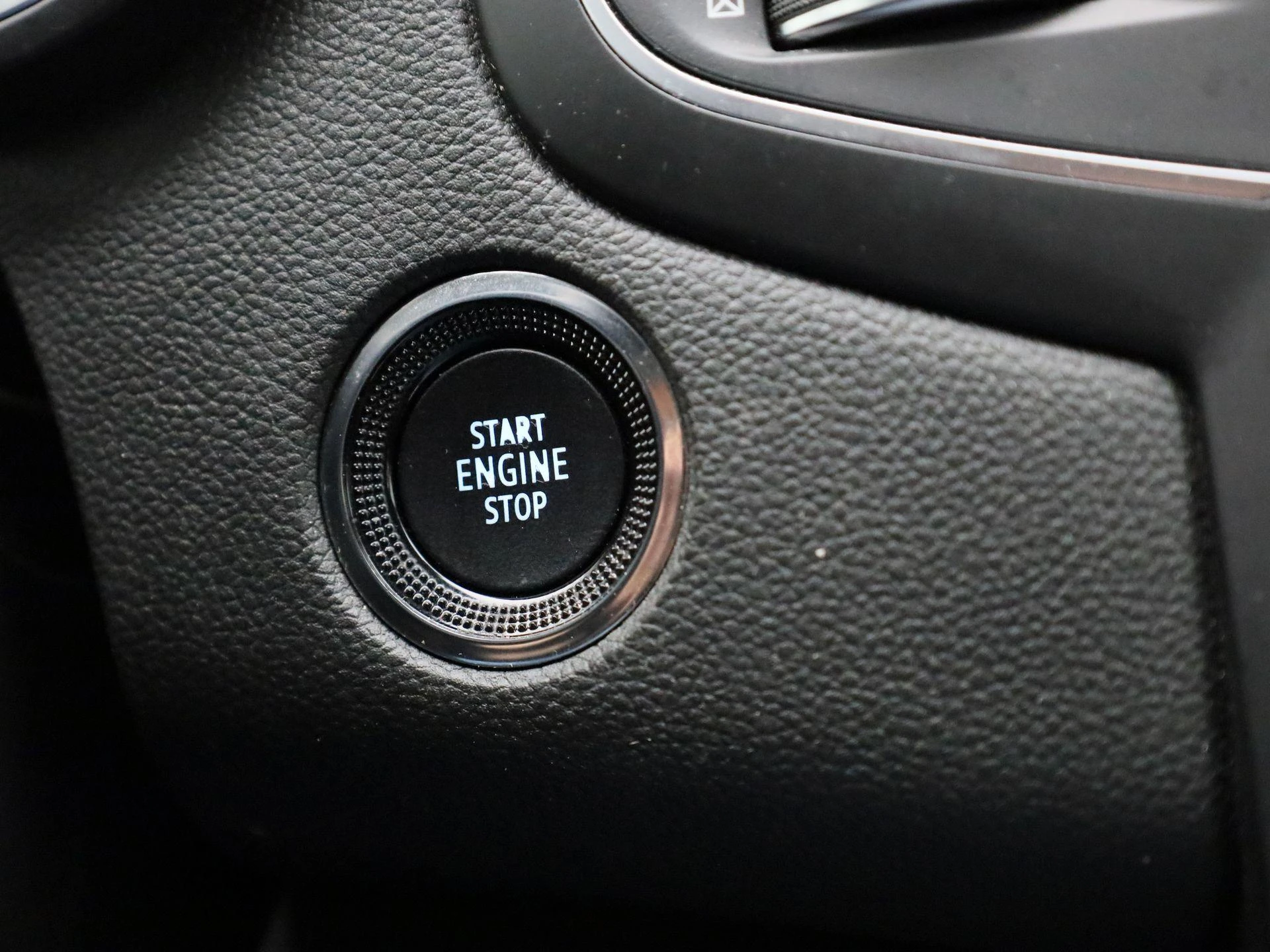 Renault-Megane E-Tech-image-21