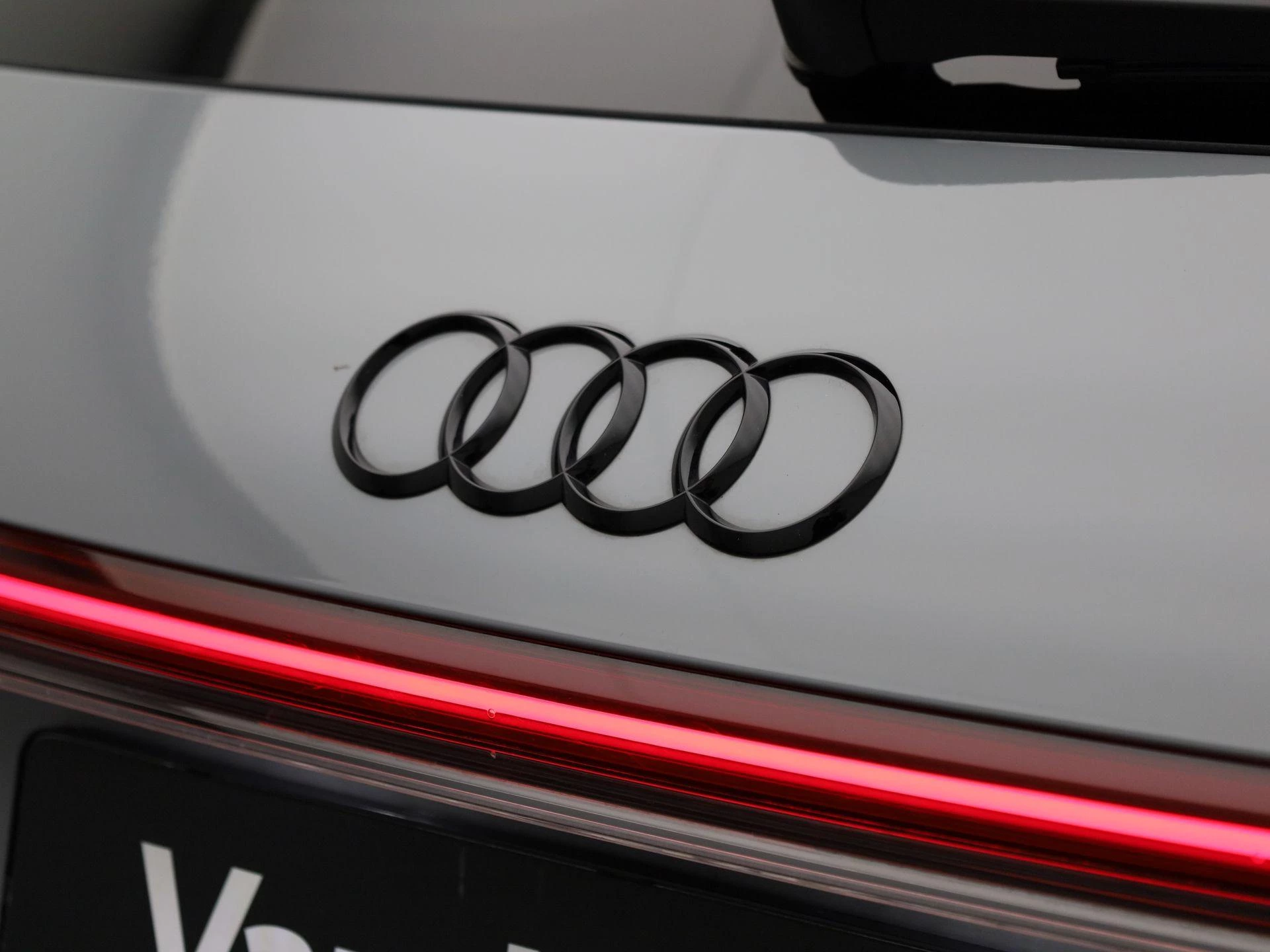 Audi-Q4 e-tron-image-48
