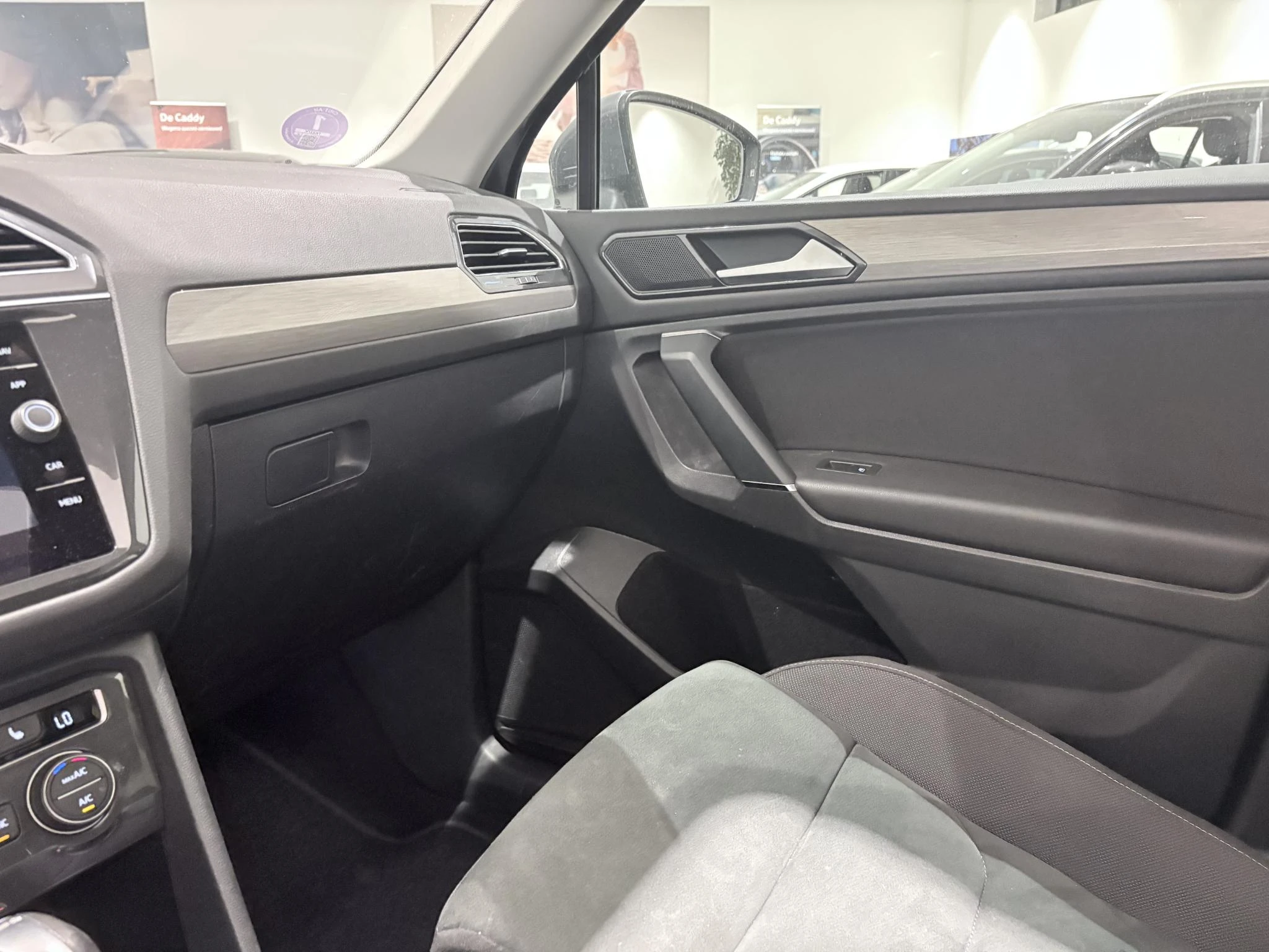 Volkswagen-Tiguan Allspace-image-31